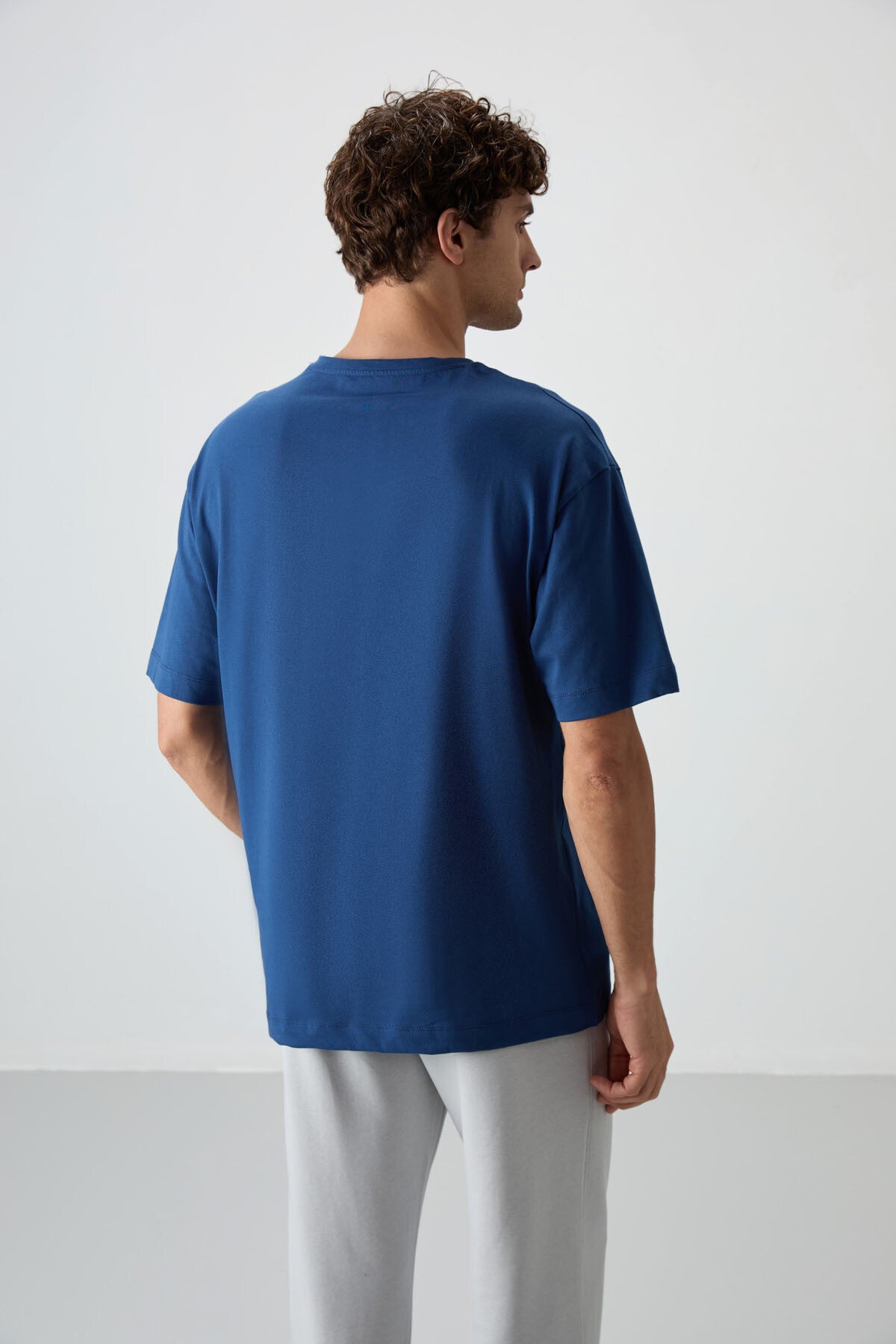 Parlament %100 Pamuk Kalın Yumuşak Dokulu Oversize Fit Baskılı Erkek T-Shirt - 88360
