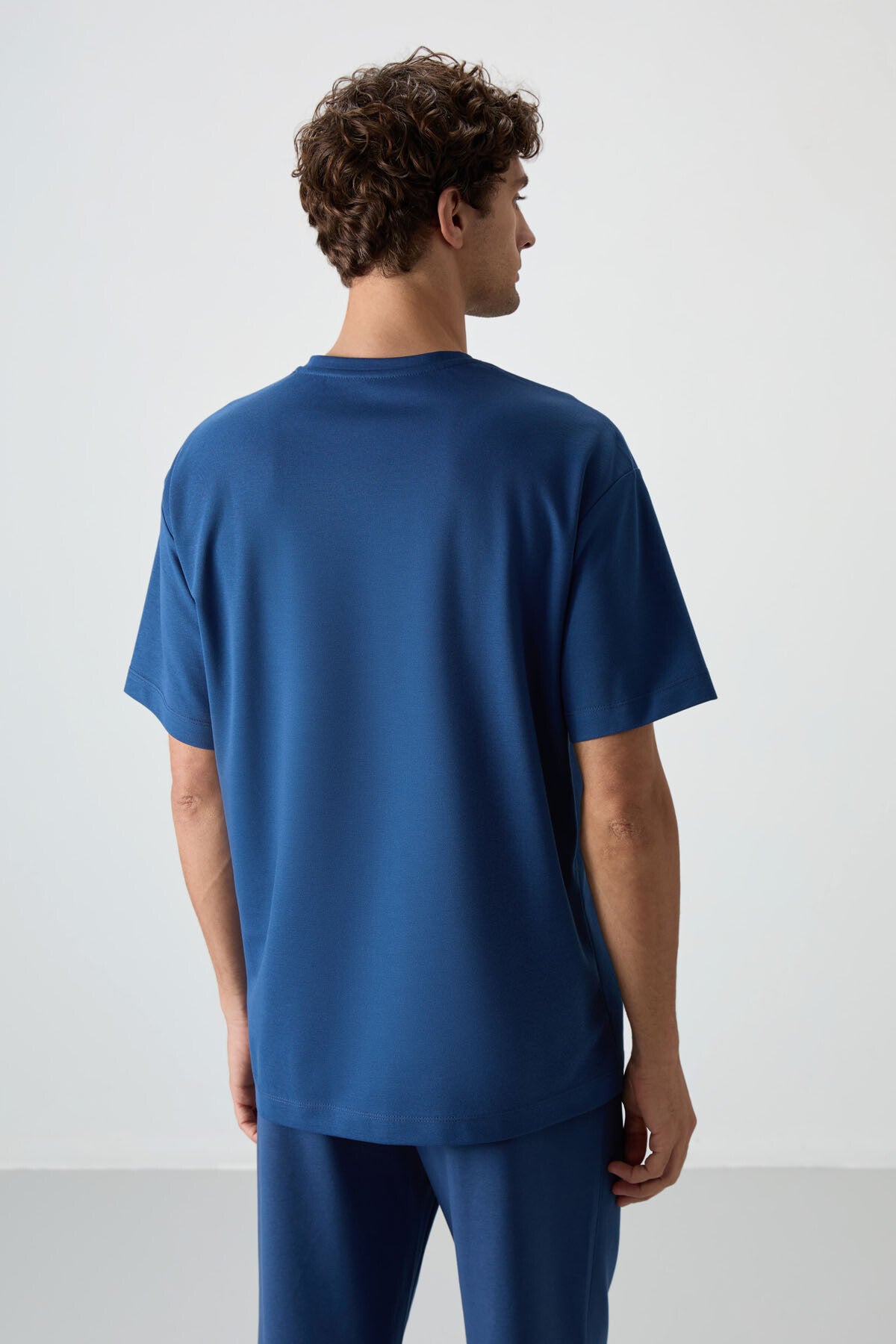 Parlament Pamuklu Kalın Yüzeyi Dokulu Oversize Fit Baskılı Erkek T-Shirt - 88365