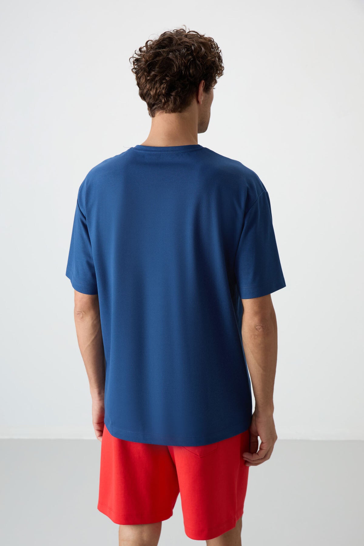 Parlament Pamuklu Kalın Yüzeyi Dokulu Oversize Fit Baskılı Erkek T-Shirt - 88371