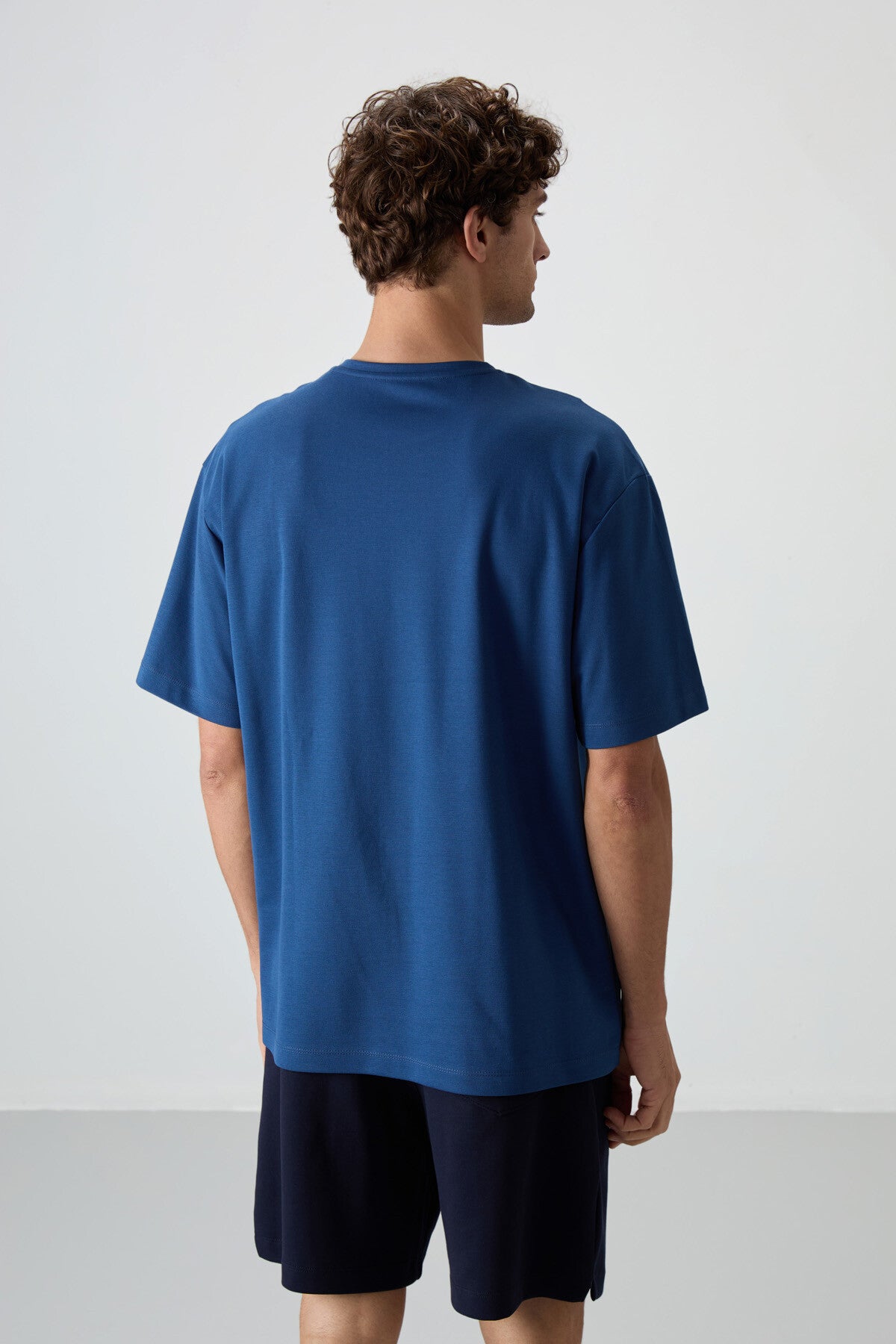 Parlament Pamuklu Kalın Yüzeyi Dokulu Oversize Fit Baskılı Erkek T-Shirt - 88372