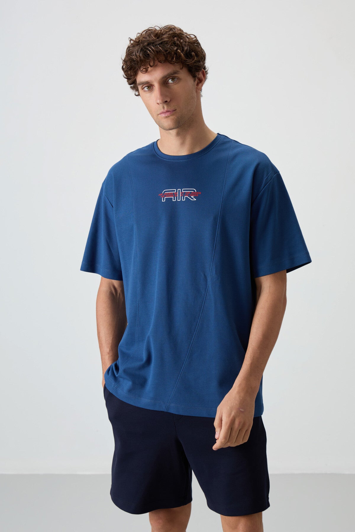 Parlament Pamuklu Kalın Yüzeyi Dokulu Oversize Fit Baskılı Erkek T-Shirt - 88372