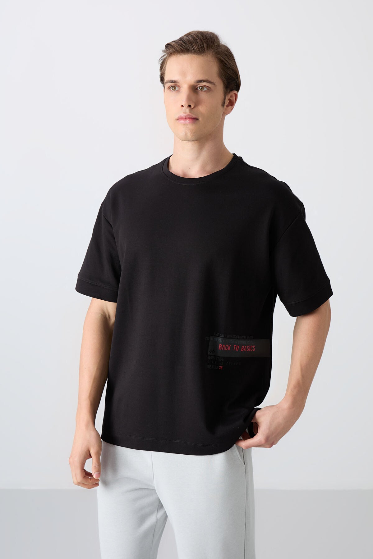 Siyah Pamuklu Kalın Yumuşak Dokulu Oversize Fit Baskılı Erkek T-Shirt - 88322