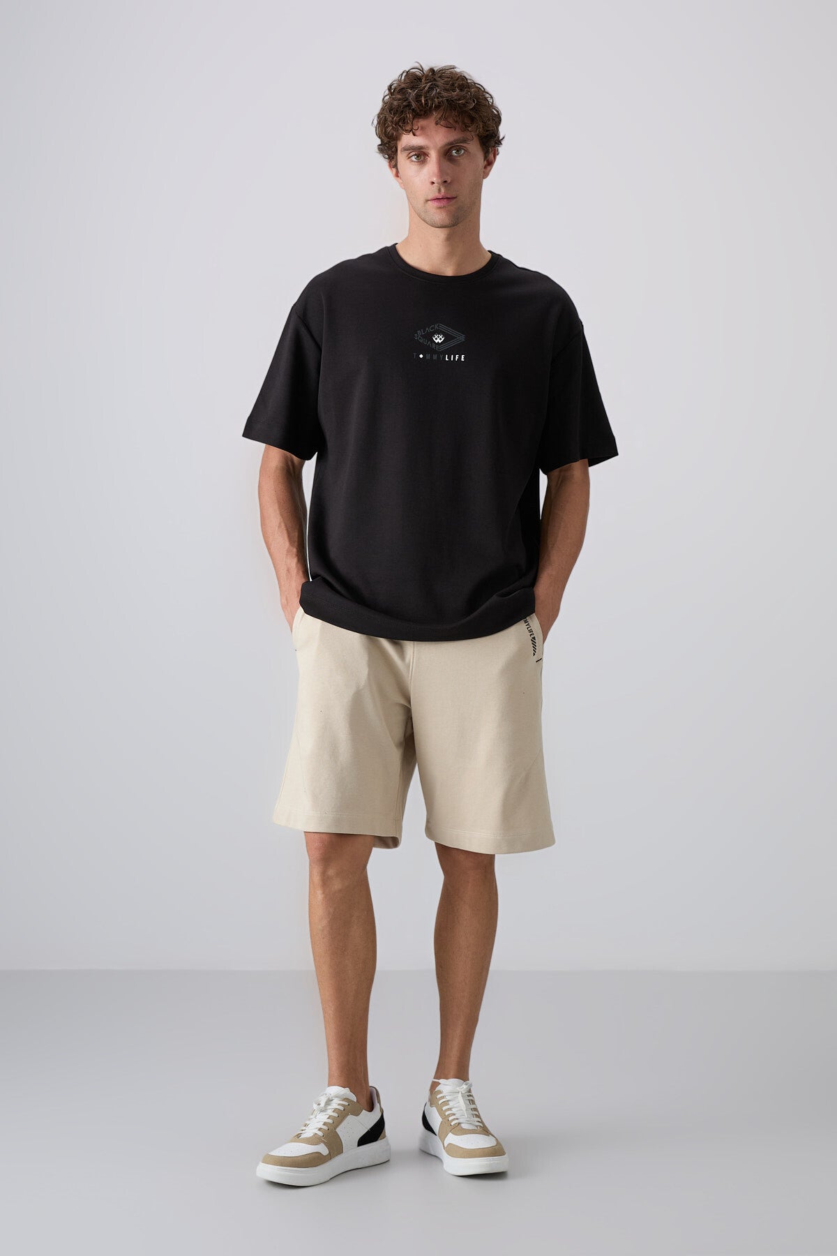 Siyah Pamuklu Kalın Yumuşak Dokulu Oversize Fit Baskılı Erkek T-Shirt - 88325