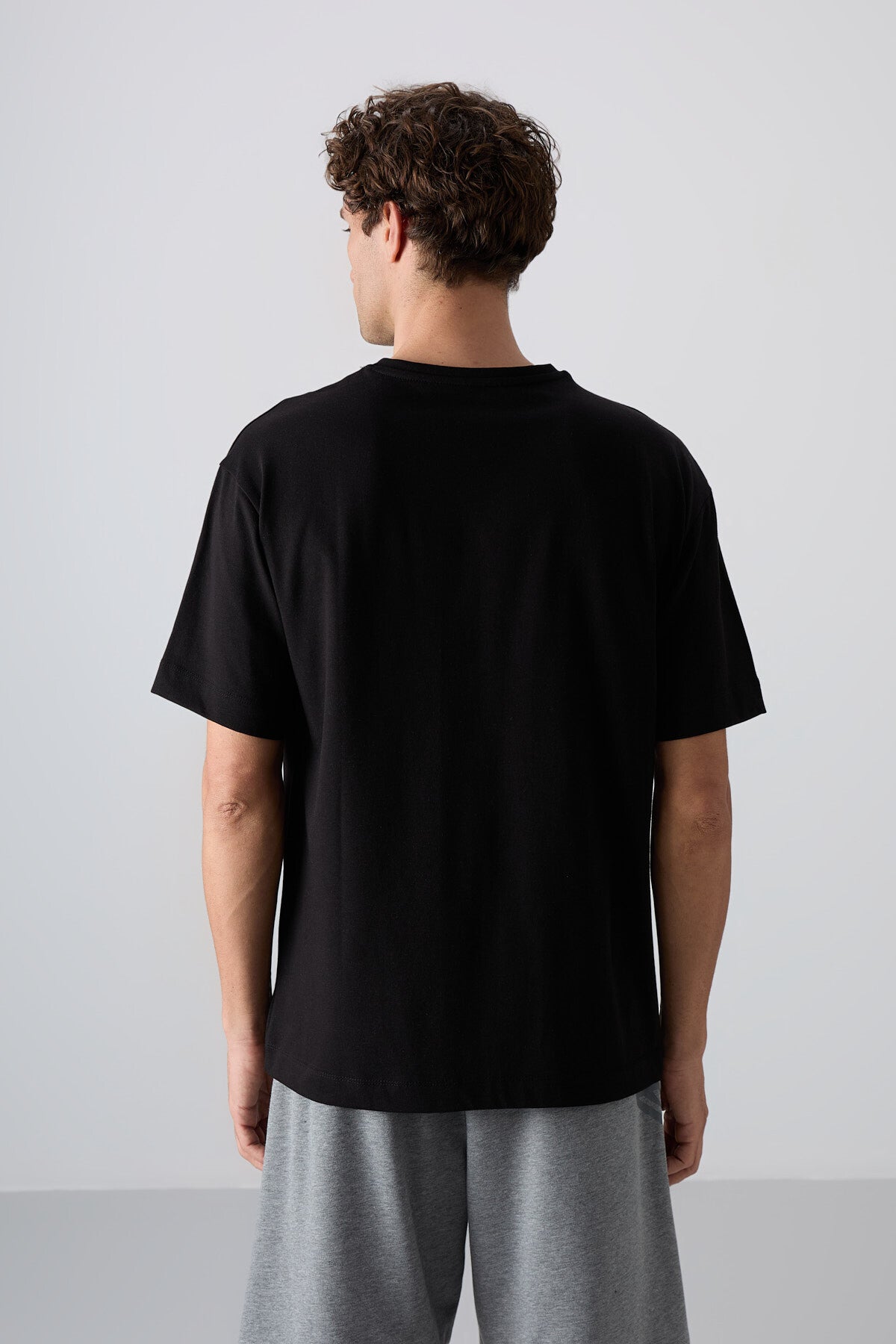 Siyah Pamuklu Kalın Yumuşak Dokulu Oversize Fit Baskılı Erkek T-Shirt - 88328
