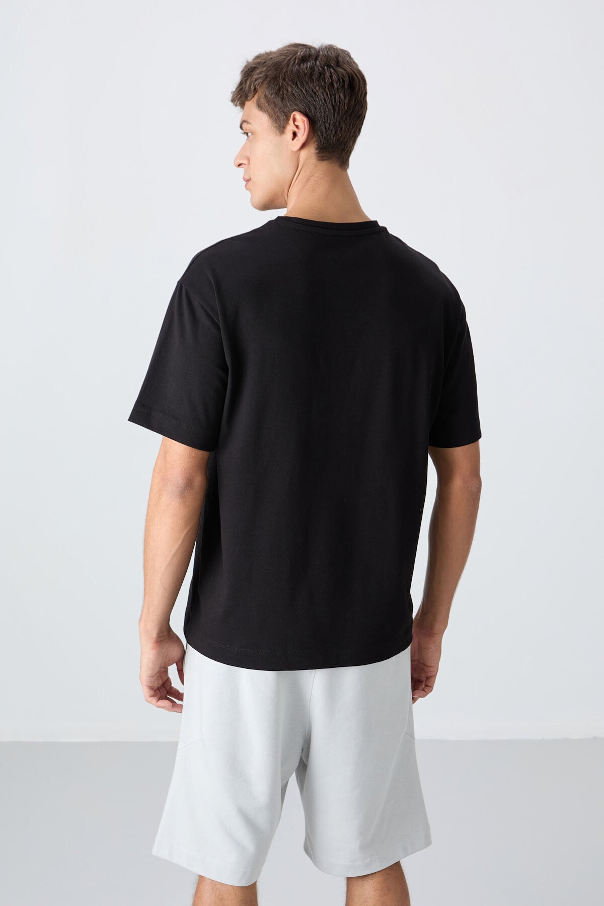 Siyah Pamuklu Kalın Yumuşak Dokulu Oversize Fit Baskılı Erkek T-Shirt - 88334