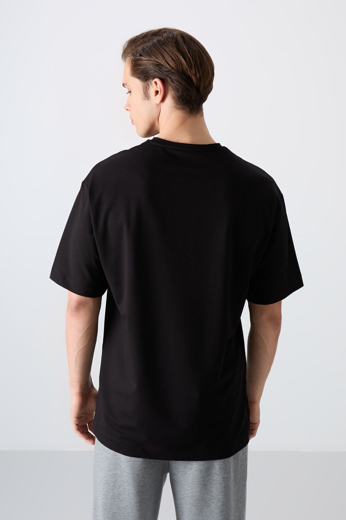 Siyah Pamuklu Kalın Yumuşak Dokulu Oversize Fit Baskılı Erkek T-Shirt - 88350
