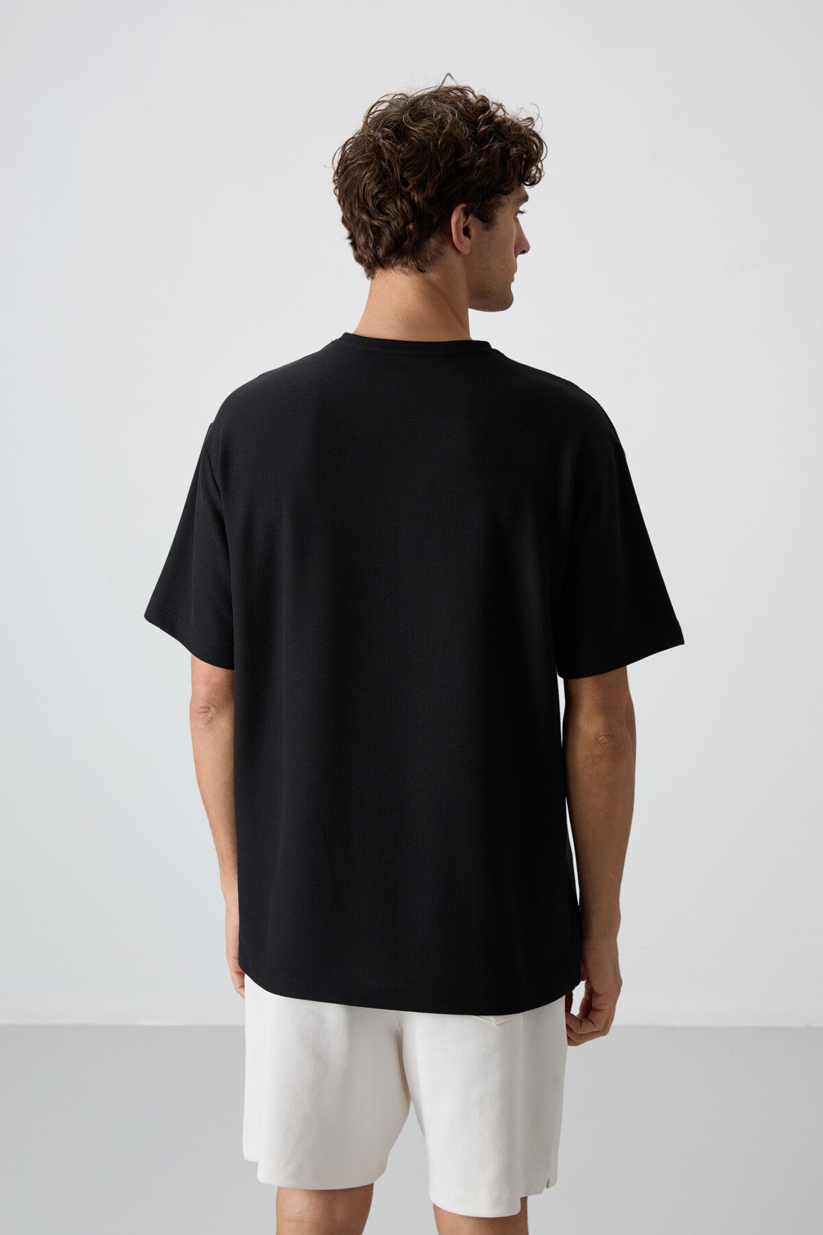 Siyah Waffle İnterlok Yüzeyi Dokulu Oversize Fit Basic Erkek T-Shirt - 88379