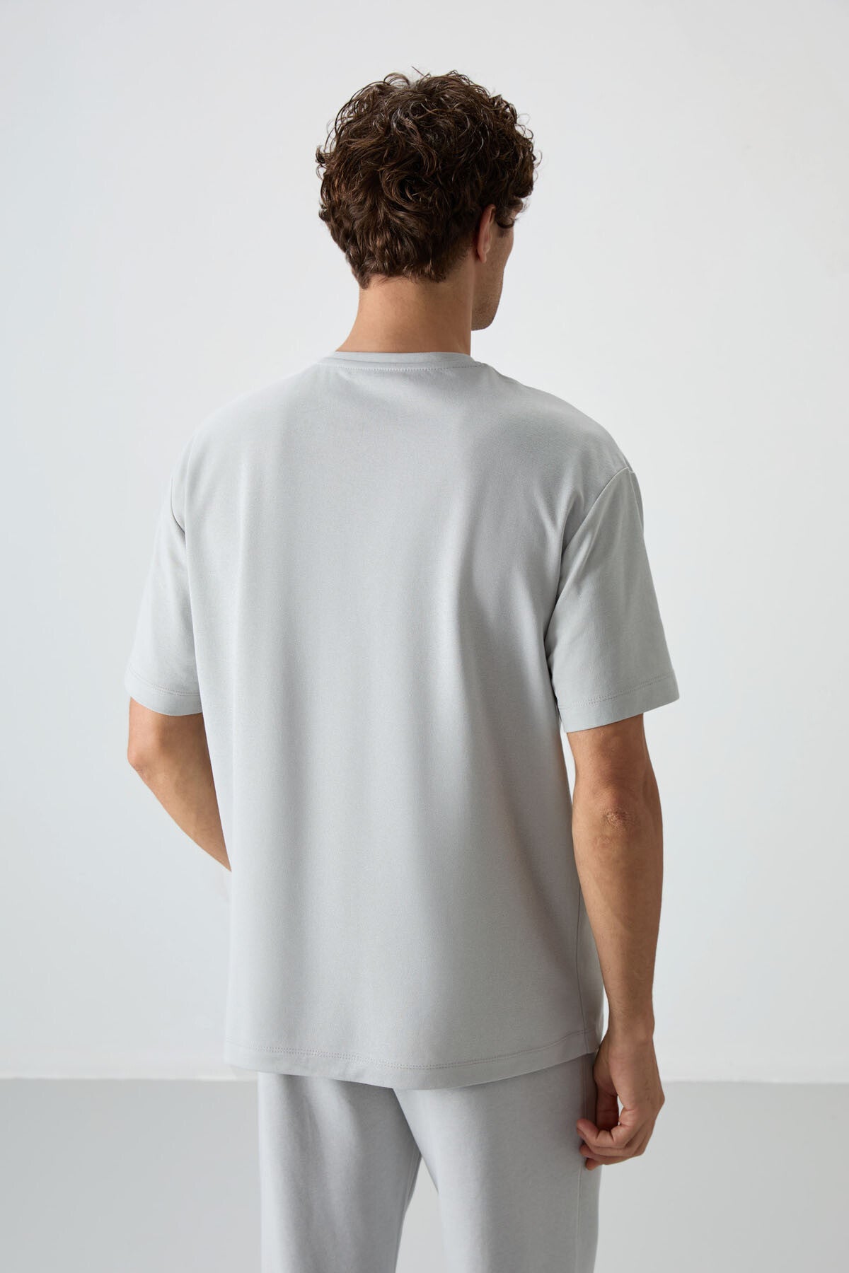 Taş Pamuklu Kalın Yüzeyi Dokulu Oversize Fit Baskılı Erkek T-Shirt - 88364