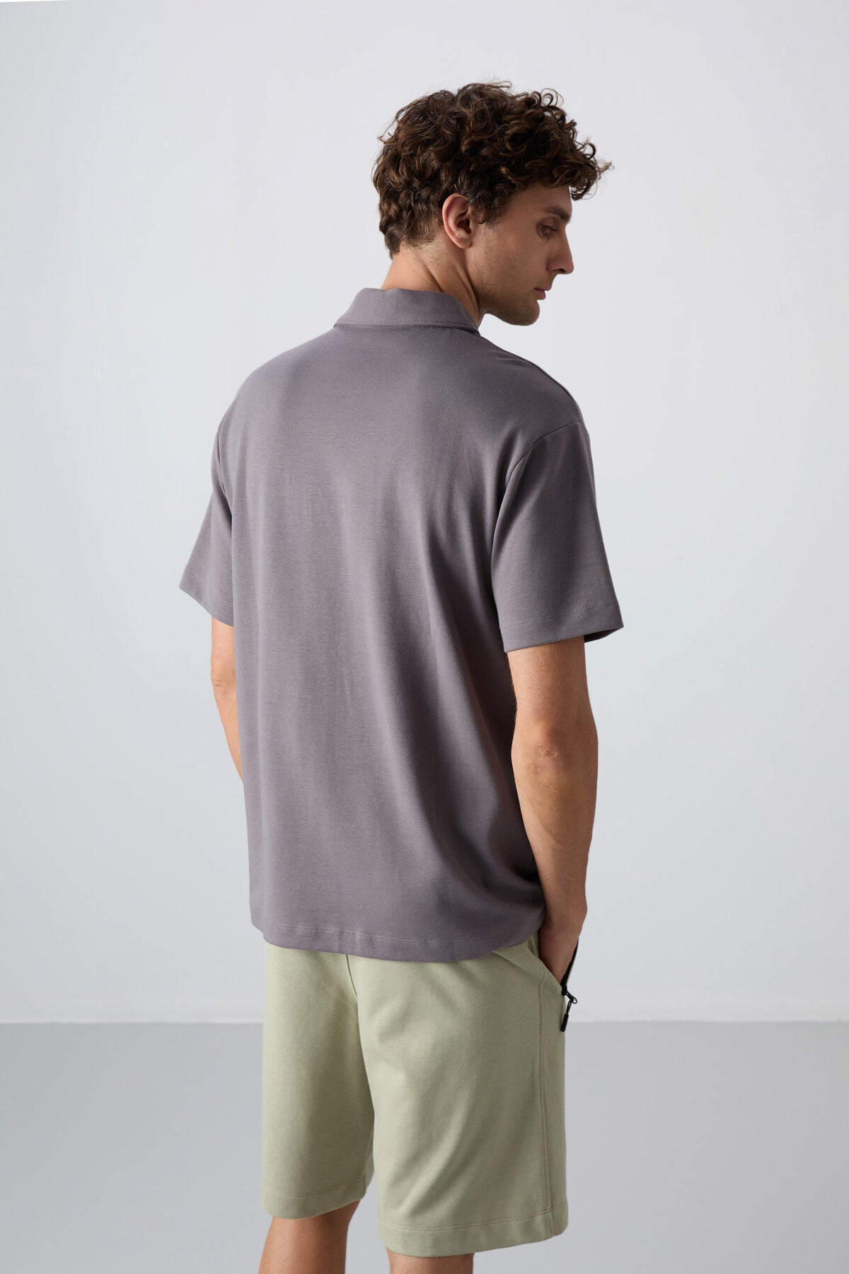 Koyu Gri Pamuklu Kalın Yumuşak Dokulu Oversize Fit Basic Polo Yaka Erkek T-Shirt - 88327