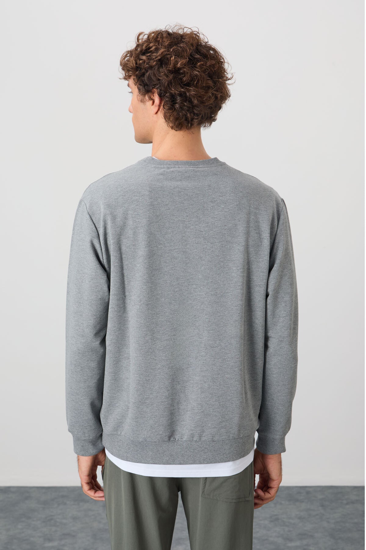 Gri Melanj Pamuk Yumuşak Dokulu Standart Fit Basic Erkek Sweatshirt - 88363