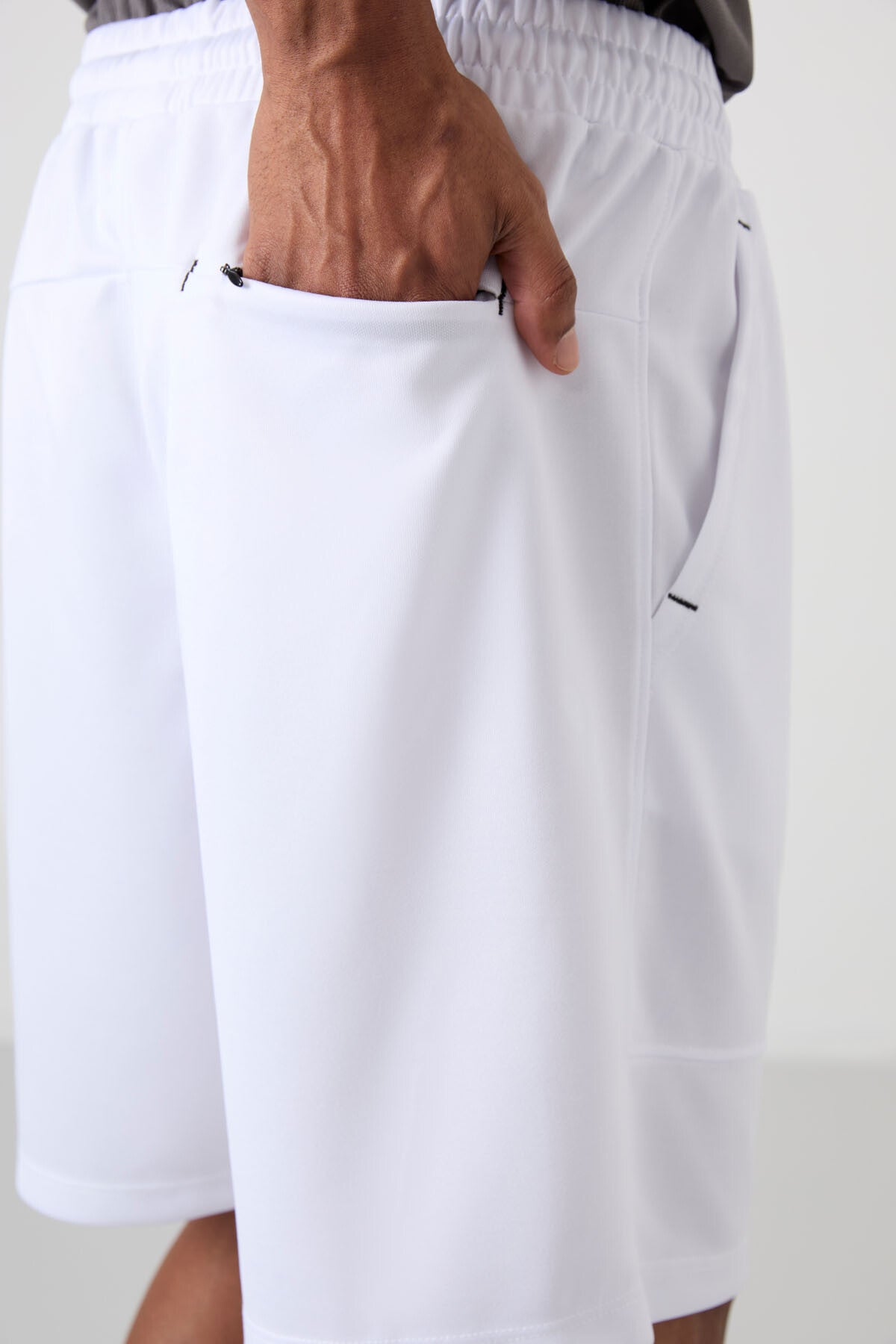 Beyaz Kalın Yumuşak Comfort Fit Erkek Şort - 81272