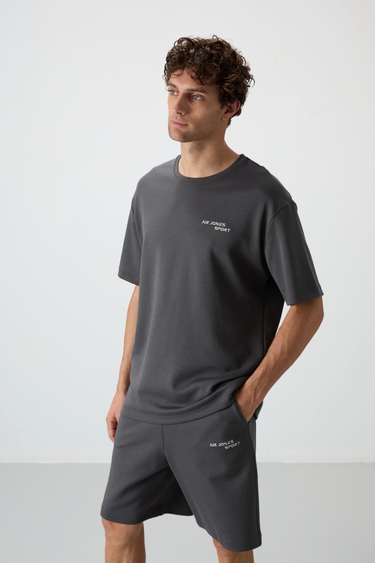 Haki Pamuklu Kalın Yumuşak Dokulu Oversize Fit Nakışlı Erkek Şort Takım - 85250