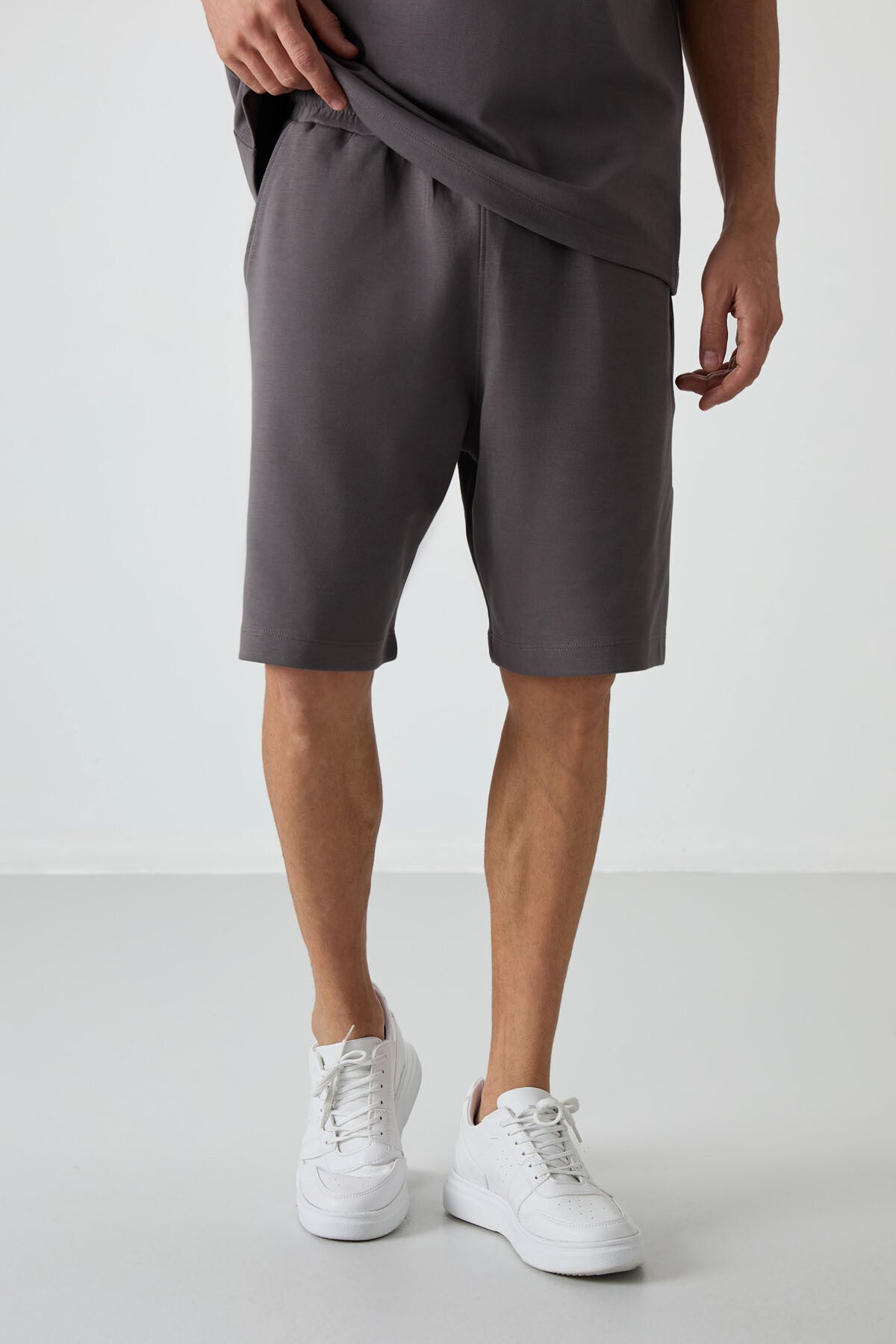 Koyu Gri Pamuklu Kalın Yumuşak Dokulu Oversize Fit Basic Erkek Şort Takım - 85249