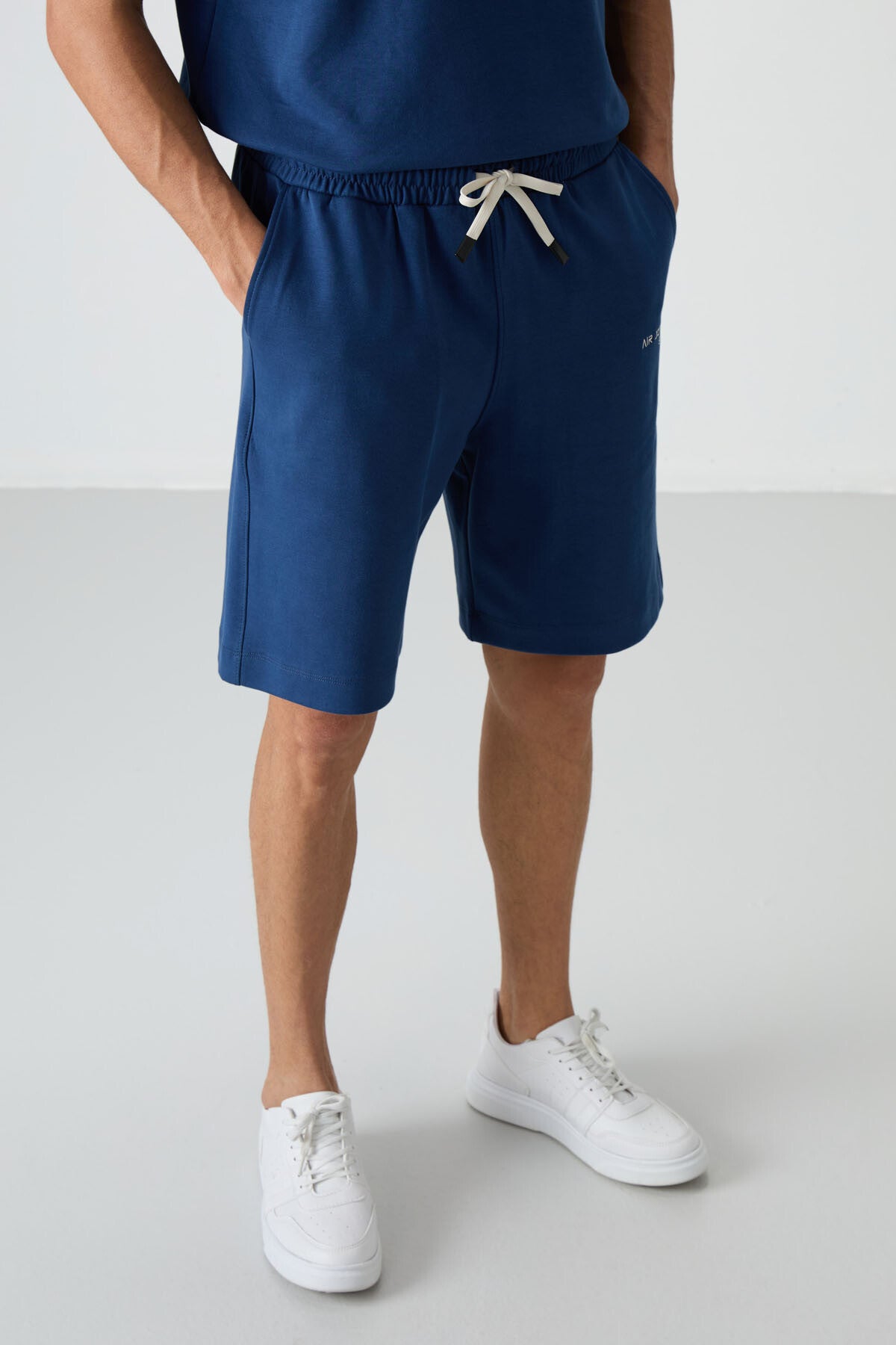 Parlament Pamuklu Kalın Yumuşak Dokulu Oversize Fit Nakışlı Erkek Şort Takım - 85250