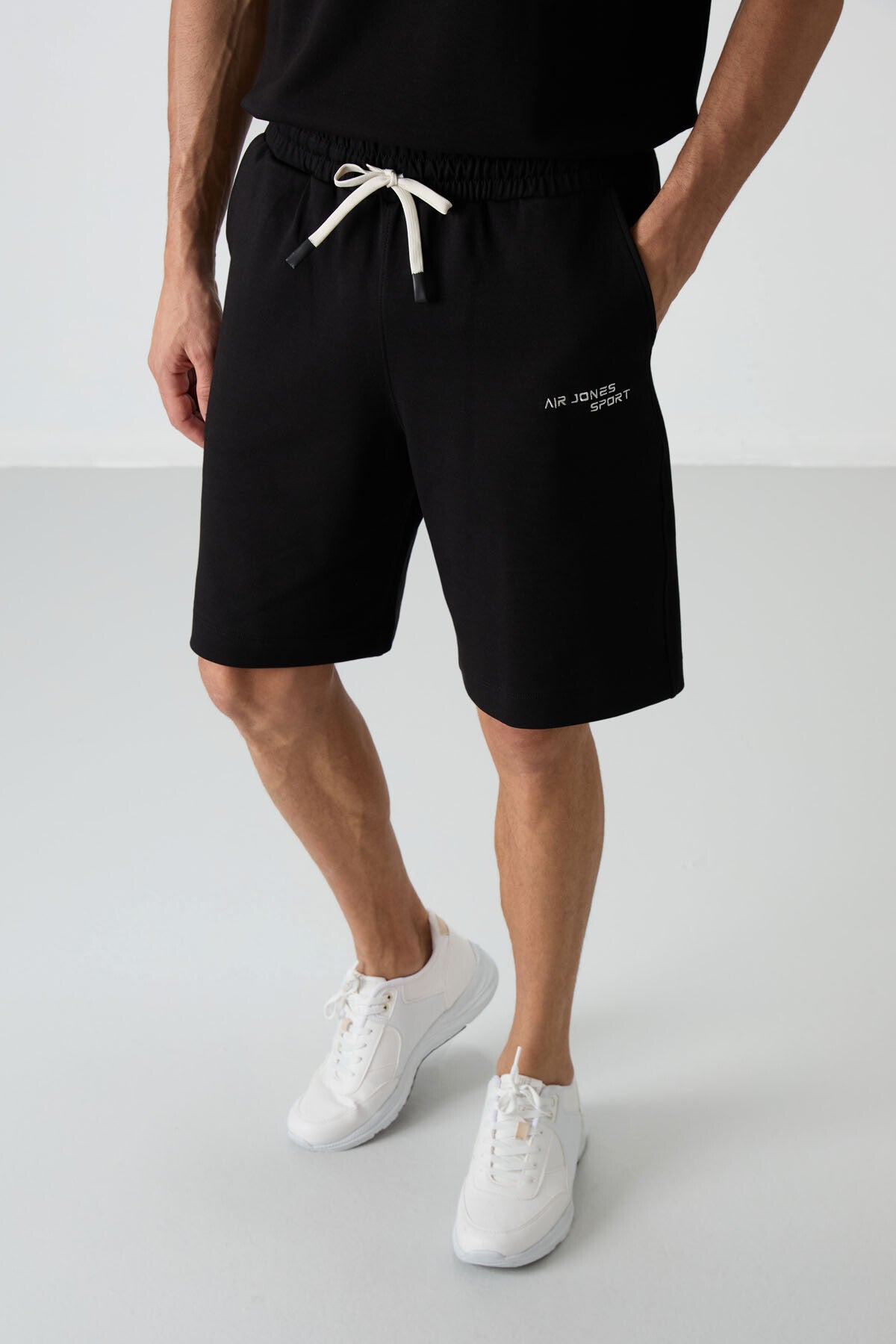 Siyah Pamuklu Kalın Yumuşak Dokulu Oversize Fit Nakışlı Erkek Şort Takım - 85250