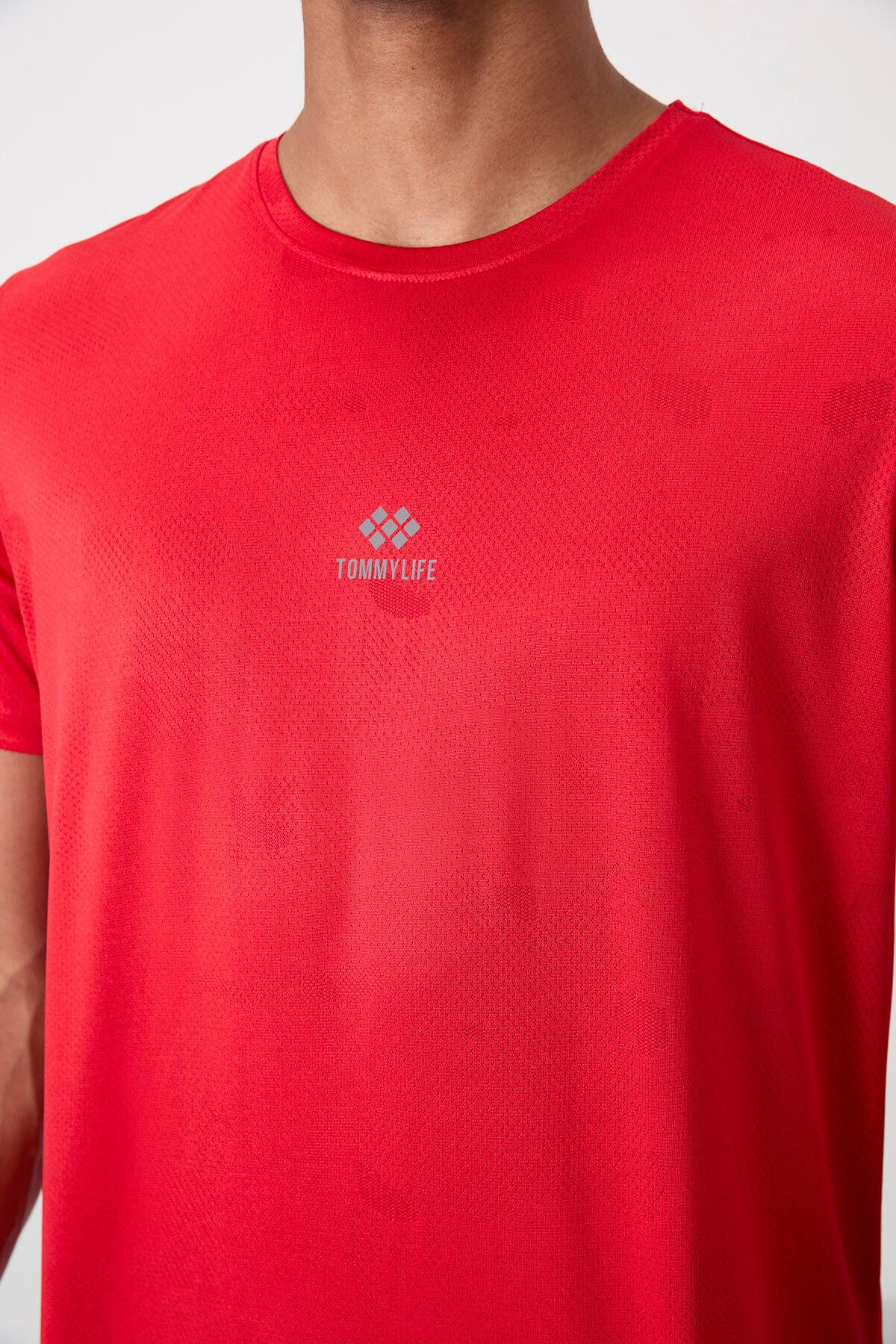 Kırmızı Nefes Alan Jakarlı İnce Esnek Standart Fit Erkek Performans T-Shirt - 88397