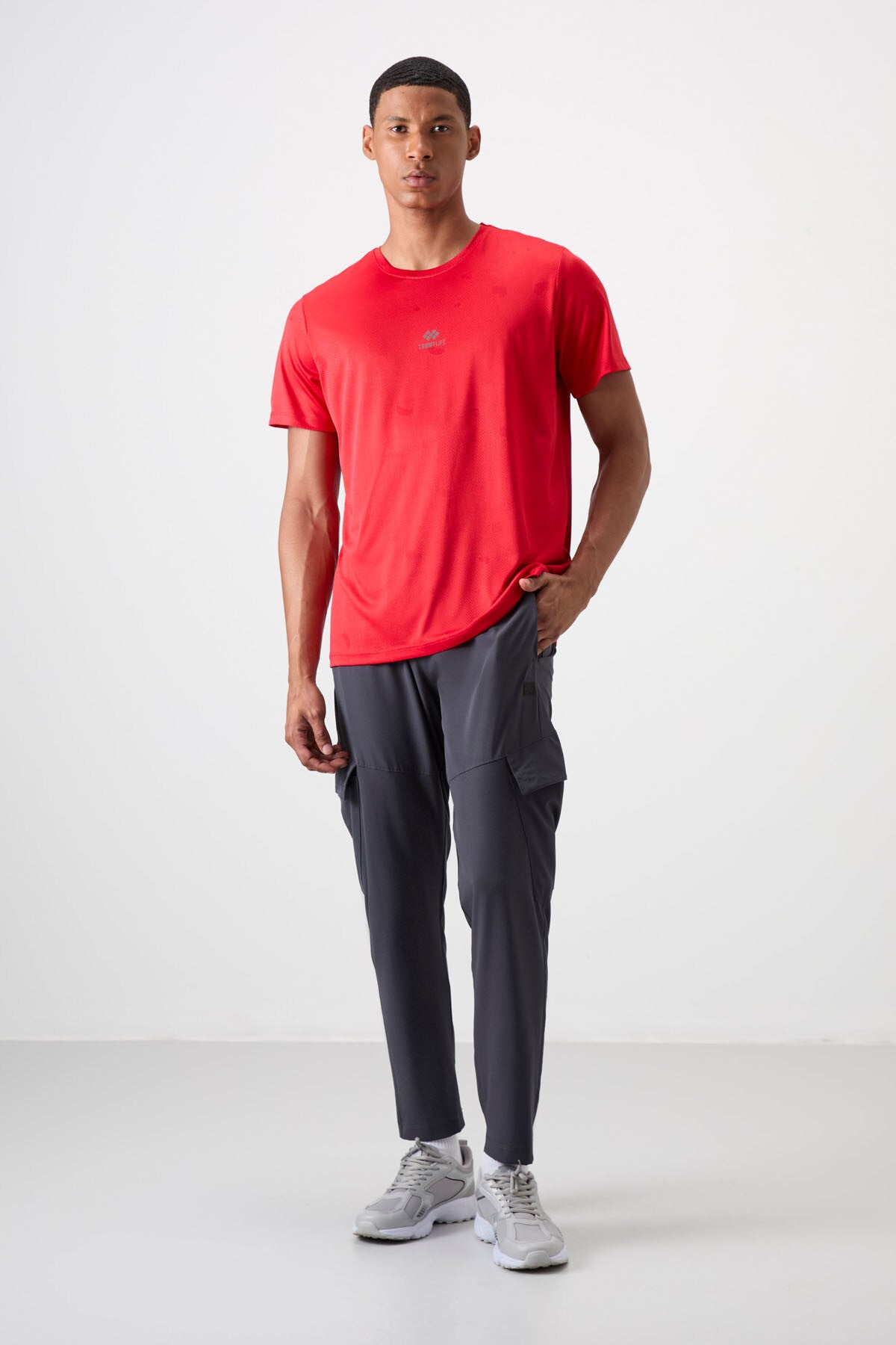 Kırmızı Nefes Alan Jakarlı İnce Esnek Standart Fit Erkek Performans T-Shirt - 88397