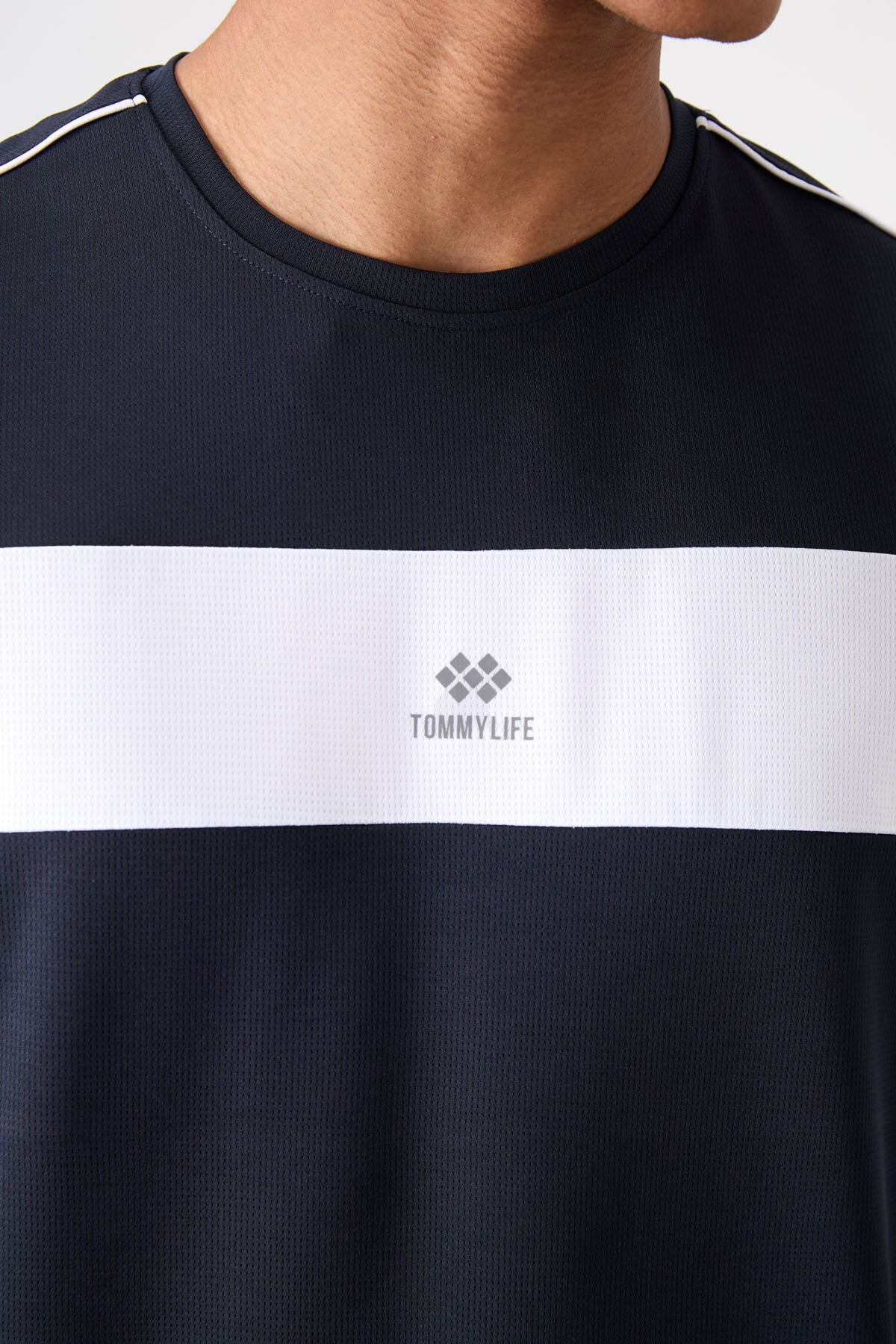 Lacivert Nefes Alan Dokulu İnce Esnek Standart Fit Erkek Performans T-Shirt - 88396