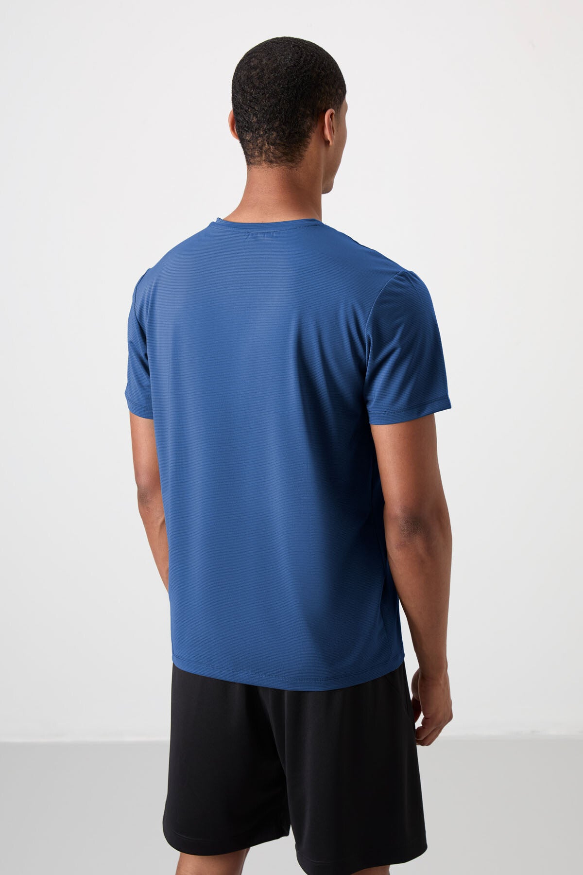 Parlament Nefes Alan Dokulu İnce Esnek Standart Fit Erkek Performans T-Shirt - 88384