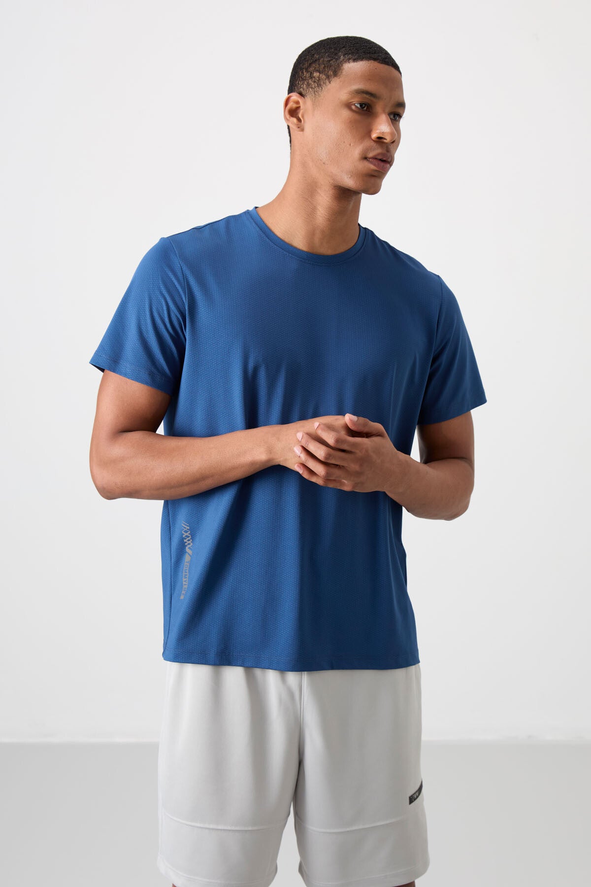 Parlament Nefes Alan Dokulu İnce Esnek Standart Fit Erkek Performans T-Shirt - 88388