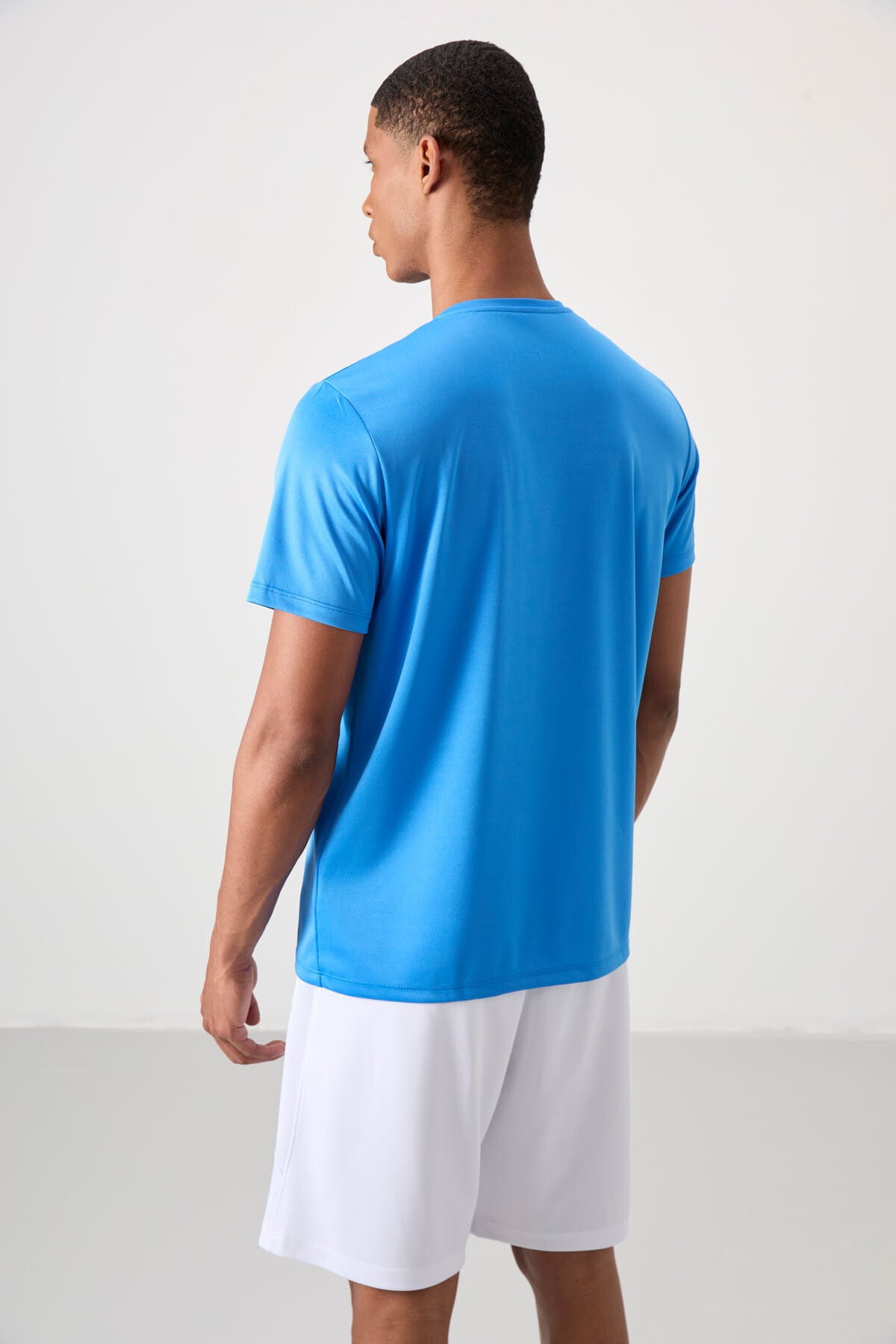 Saks Nefes Alan Dokulu İnce Esnek Standart Fit Erkek Performans T-Shirt - 88385