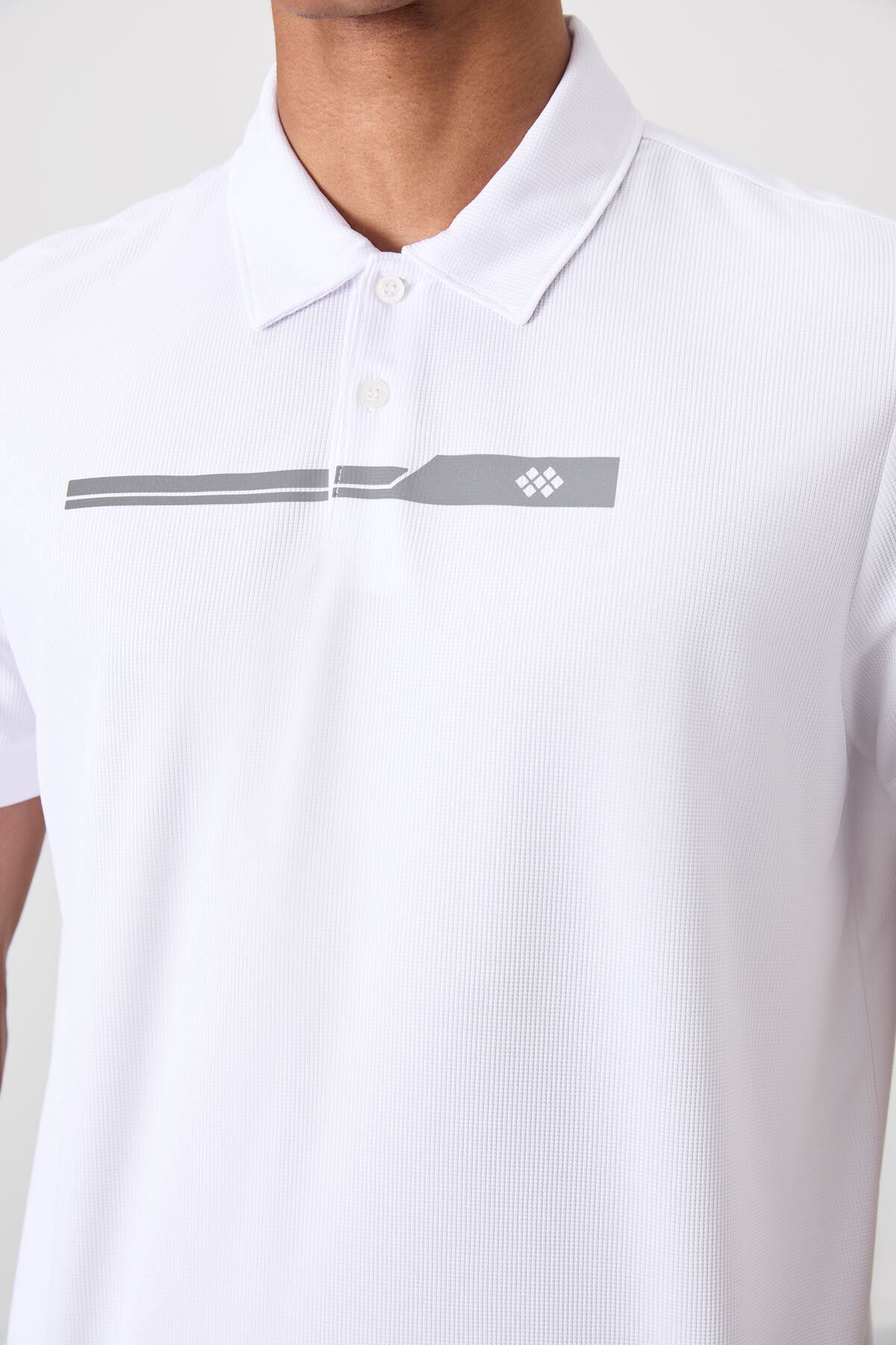 Beyaz Nefes Alan Dokulu İnce Esnek Standart Fit Polo Yaka Erkek Performans T-Shirt - 88393