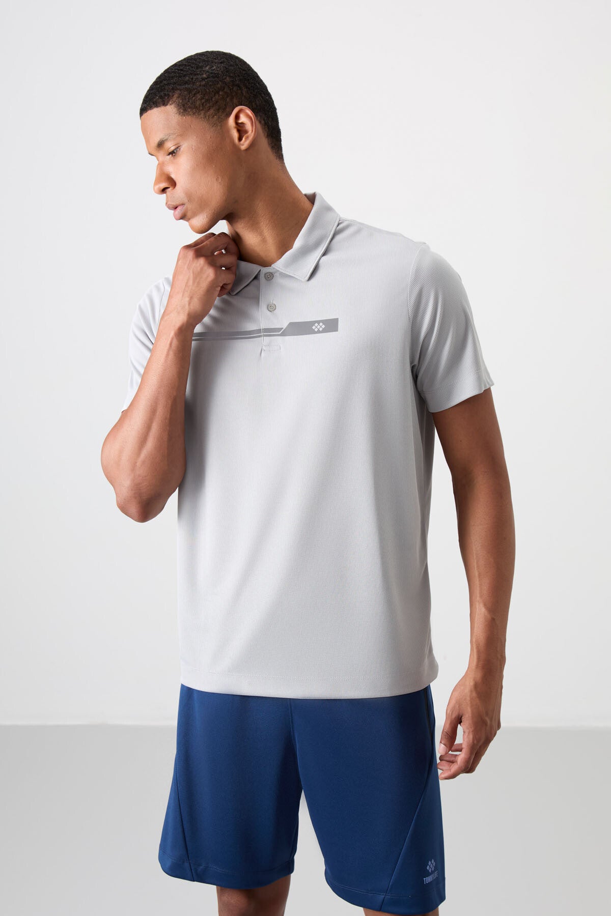 Gri Nefes Alan Dokulu İnce Esnek Standart Fit Polo Yaka Erkek Performans T-Shirt - 88393