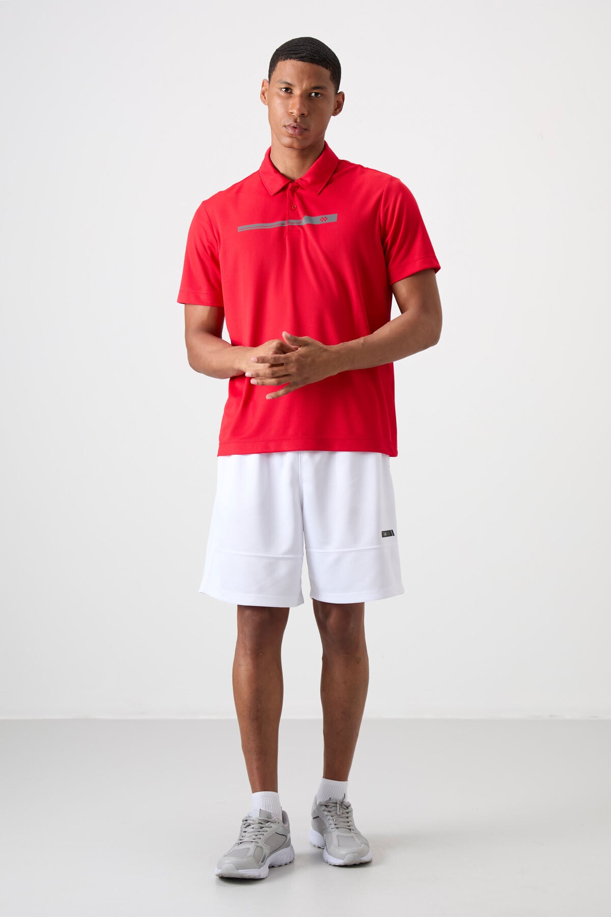 Kırmızı Nefes Alan Dokulu İnce Esnek Standart Fit Polo Yaka Erkek Performans T-Shirt - 88393