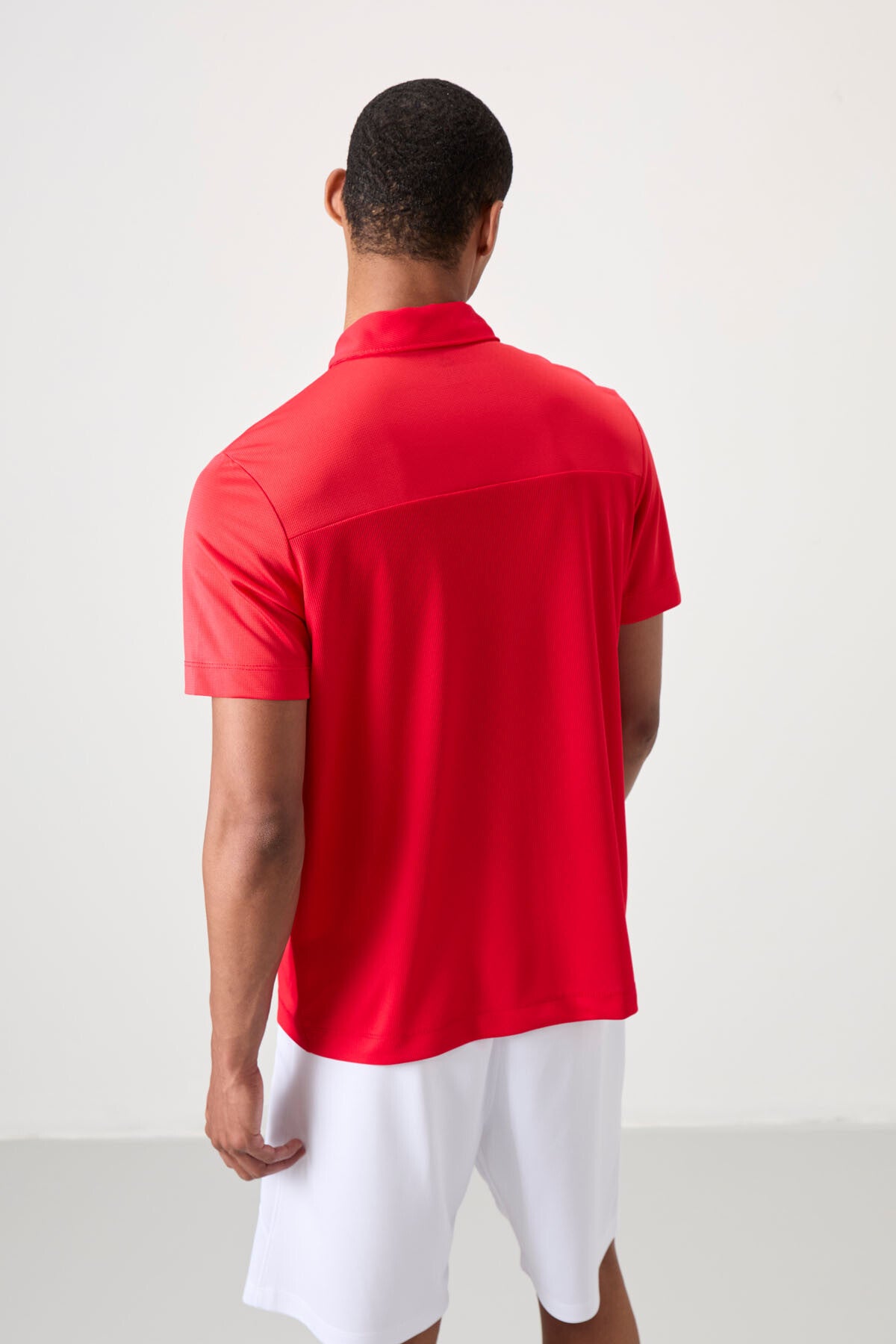 Kırmızı Nefes Alan Dokulu İnce Esnek Standart Fit Polo Yaka Erkek Performans T-Shirt - 88402