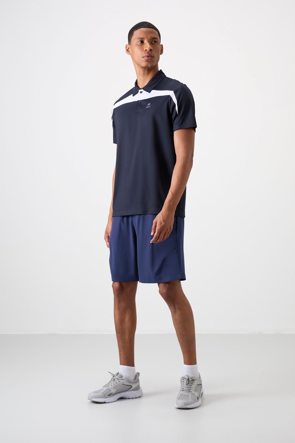 Lacivert Nefes Alan Dokulu İnce Esnek Standart Fit Polo Yaka Erkek Performans T-Shirt - 88392