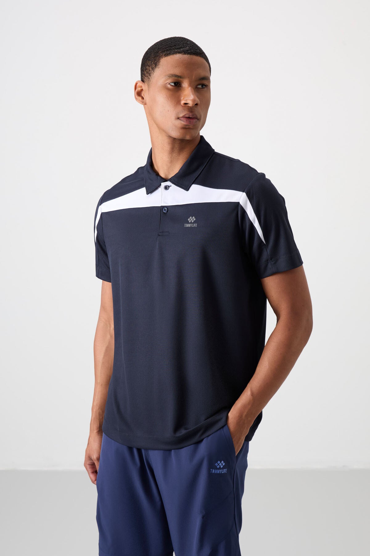 Lacivert Nefes Alan Dokulu İnce Esnek Standart Fit Polo Yaka Erkek Performans T-Shirt - 88392