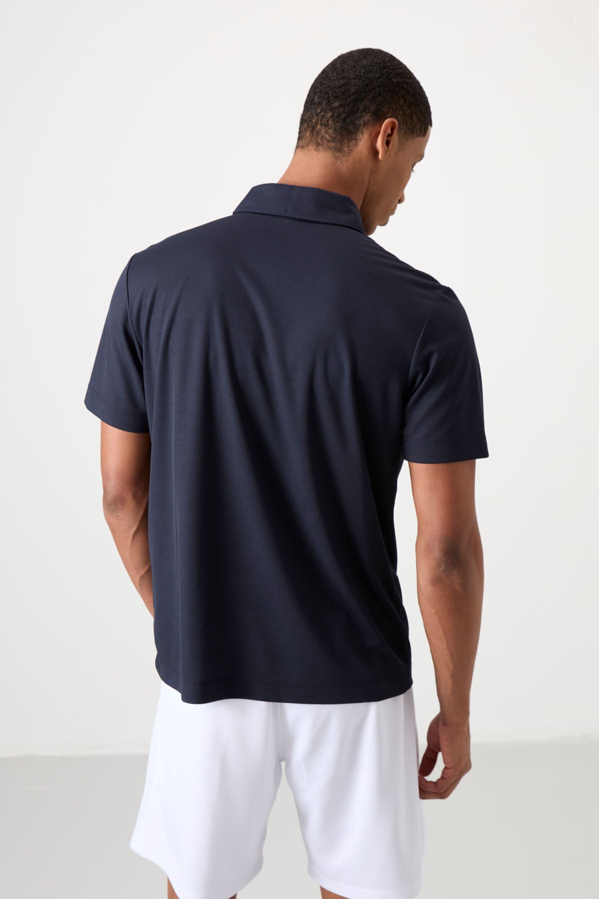 Lacivert Nefes Alan Dokulu İnce Esnek Standart Fit Polo Yaka Erkek Performans T-Shirt - 88393