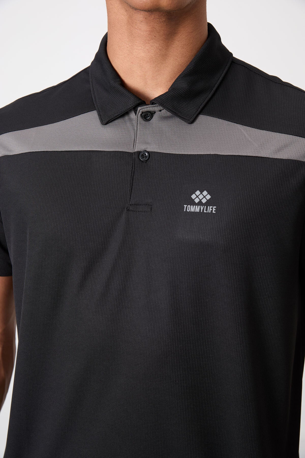 Siyah Nefes Alan Dokulu İnce Esnek Standart Fit Polo Yaka Erkek Performans T-Shirt - 88392