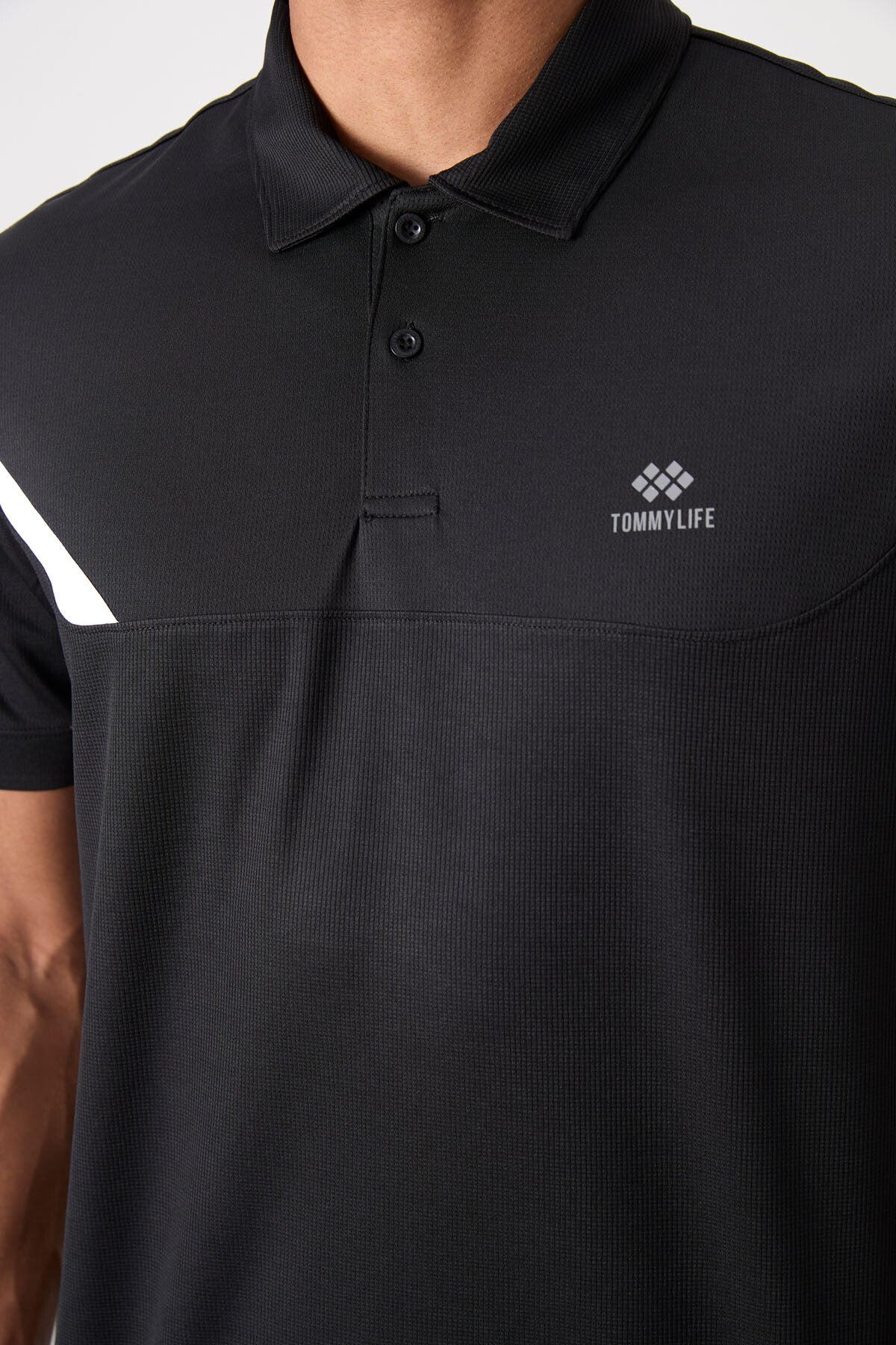 Siyah Nefes Alan Dokulu İnce Esnek Standart Fit Polo Yaka Erkek Performans T-Shirt - 88402