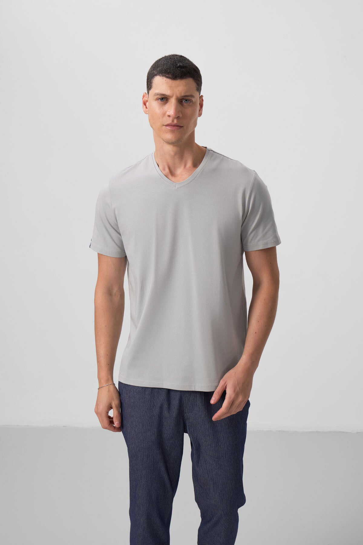 Taş Basic Kısa Kol Standart Kalıp V Yaka Erkek T-Shirt - 87912