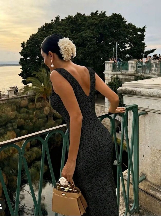 Kadın Askılı V Yakalı Uzun Triko Elbise
