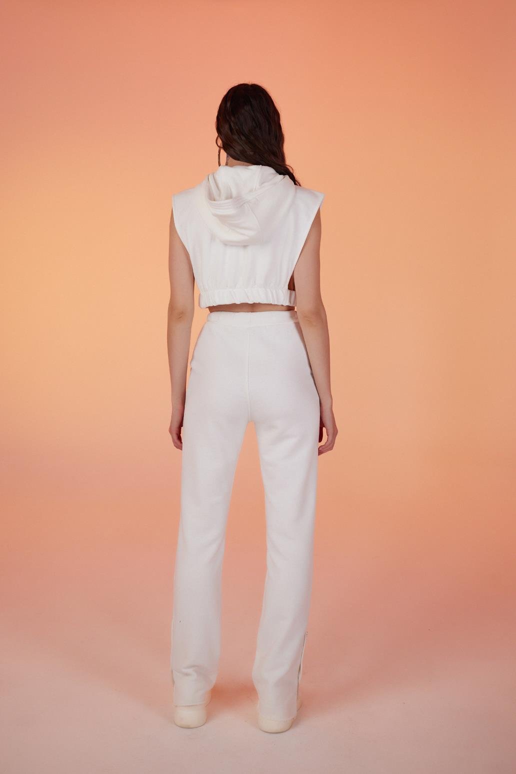 Kapişonlu Çıtçıt Kapamalı 3 İplik Jura Yelek Beyaz