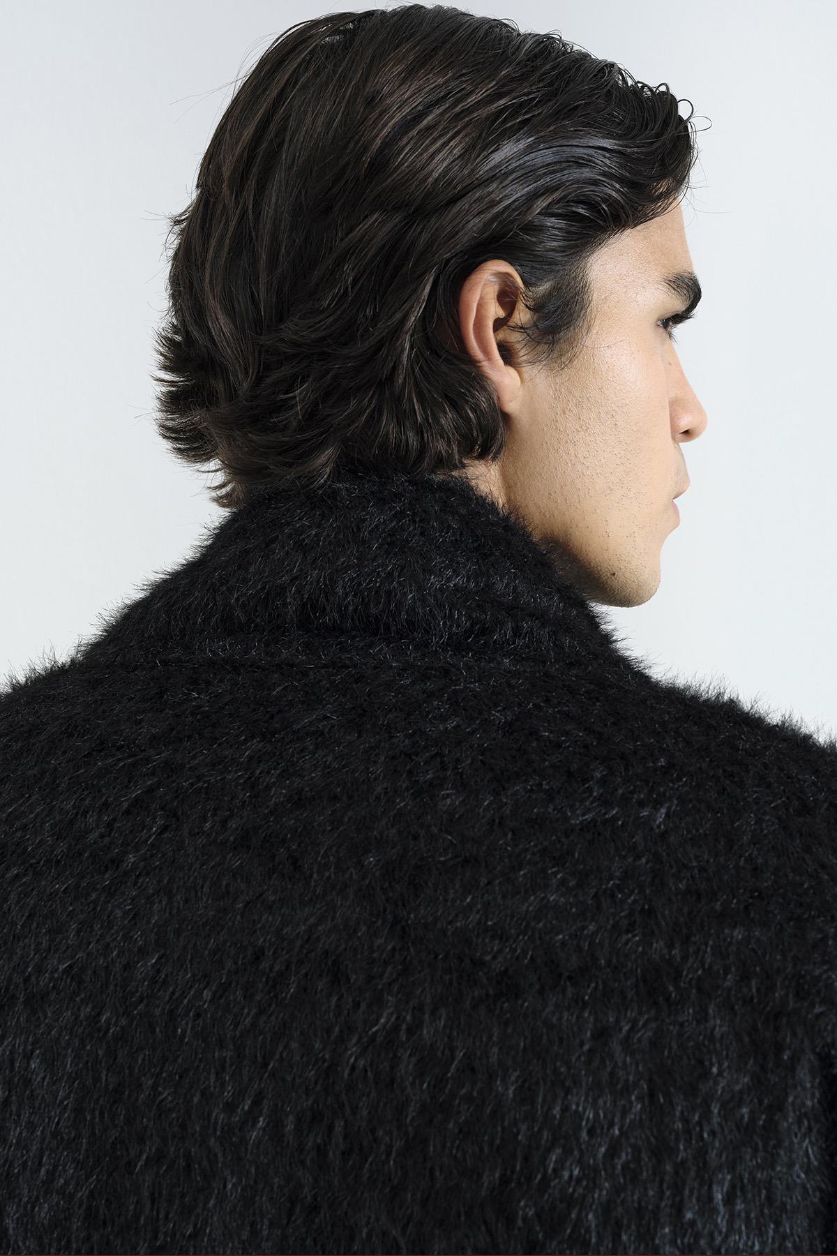 FERMUARLI SİYAH KÜRK CEKET