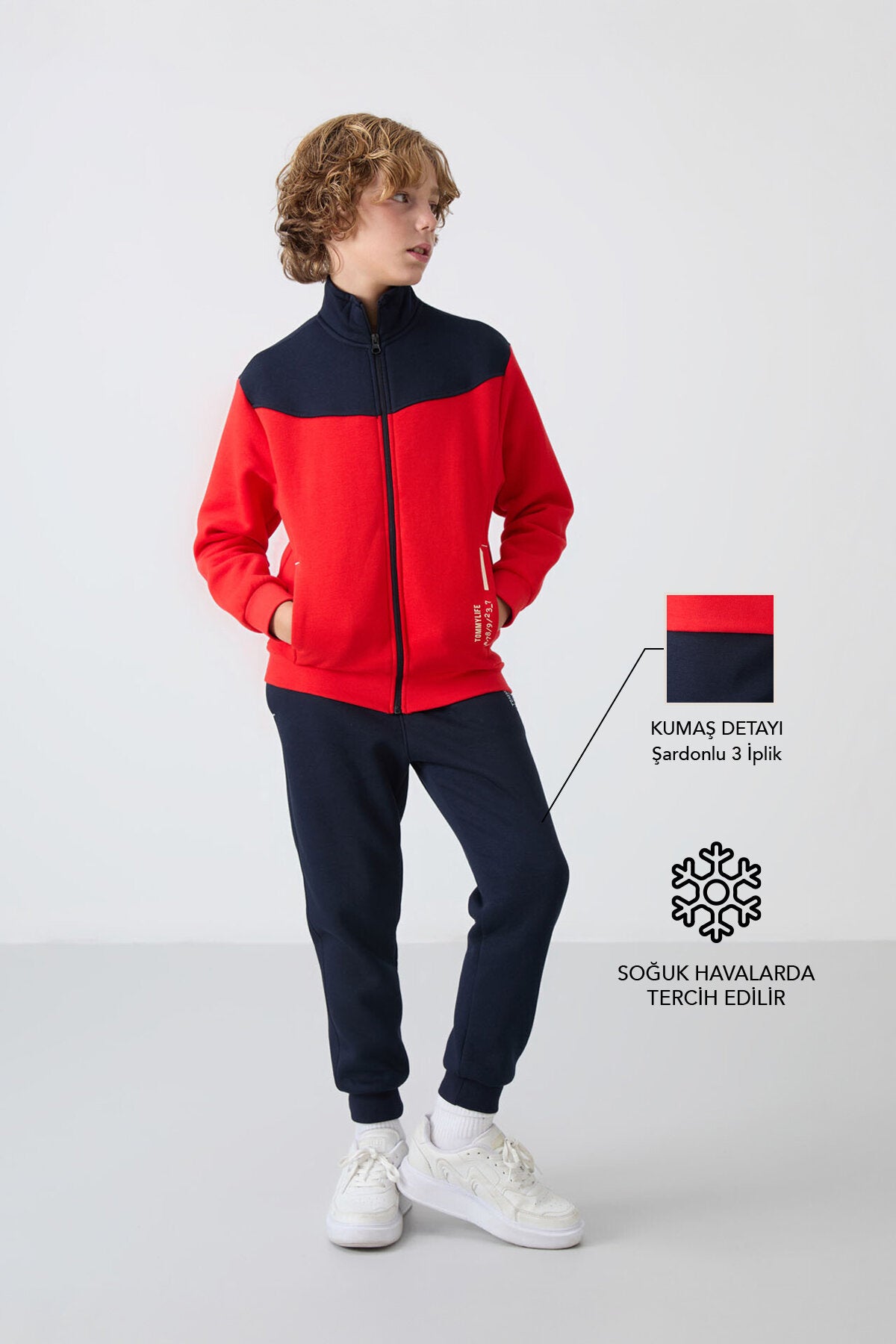 Fiesta-Lacivert Pamuklu Kalın İçi Tüylü Standart Fit Nakışlı Erkek Çocuk Eşofman Takım - 11240