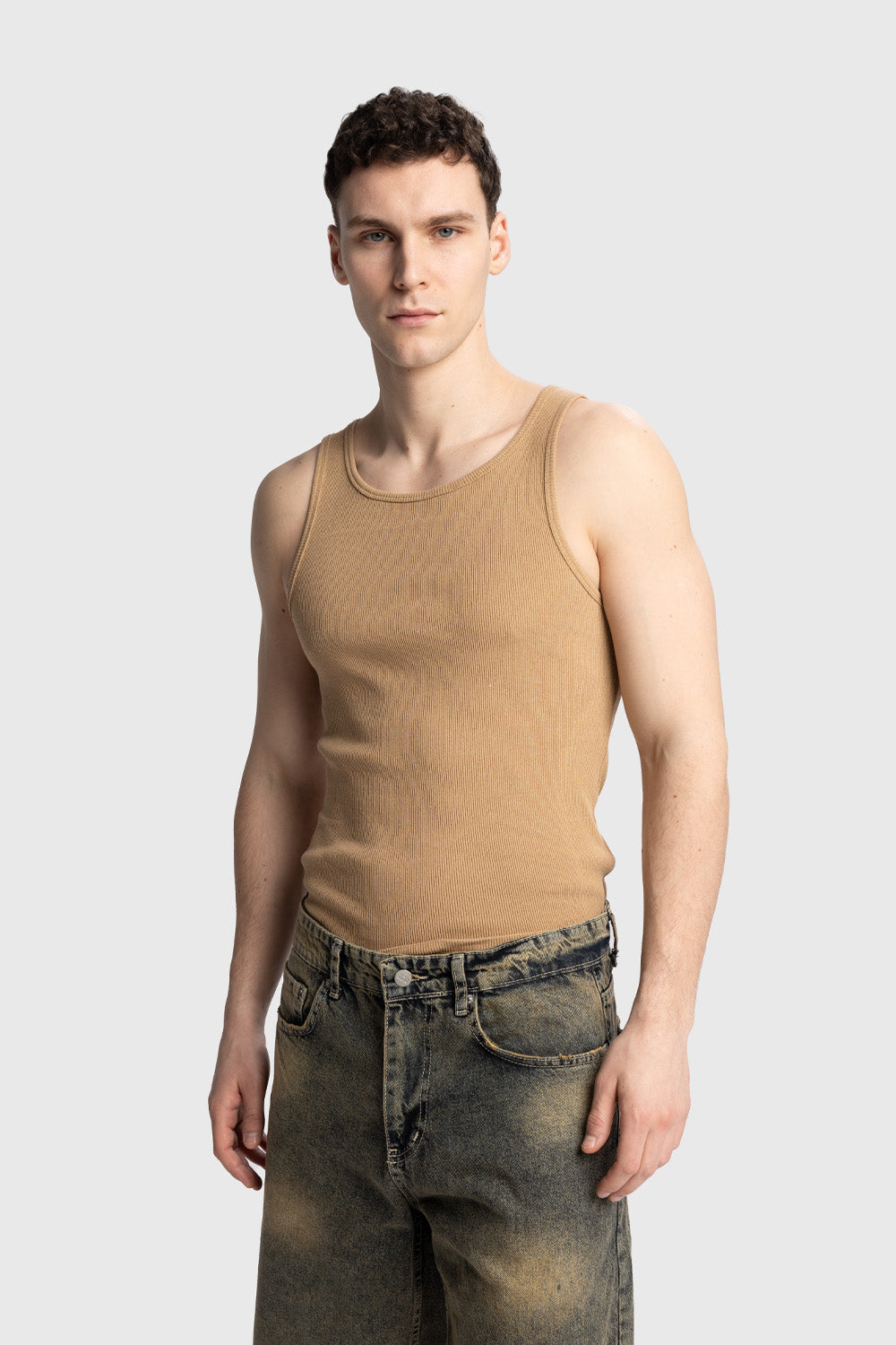FİTİLLİ KOLSUZ T-SHIRT