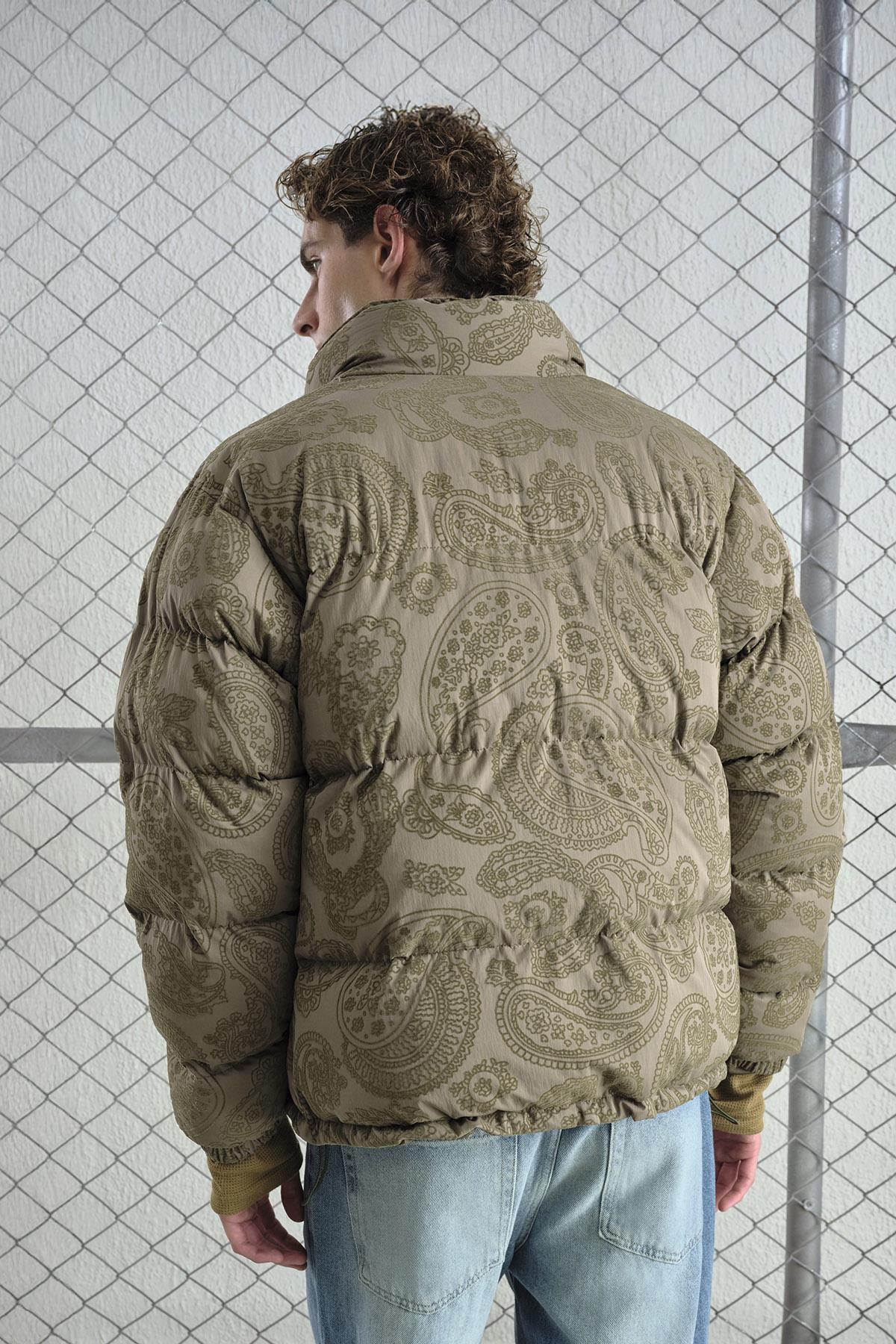 FLOK DESENLİ ŞİŞME HAKİ MONT