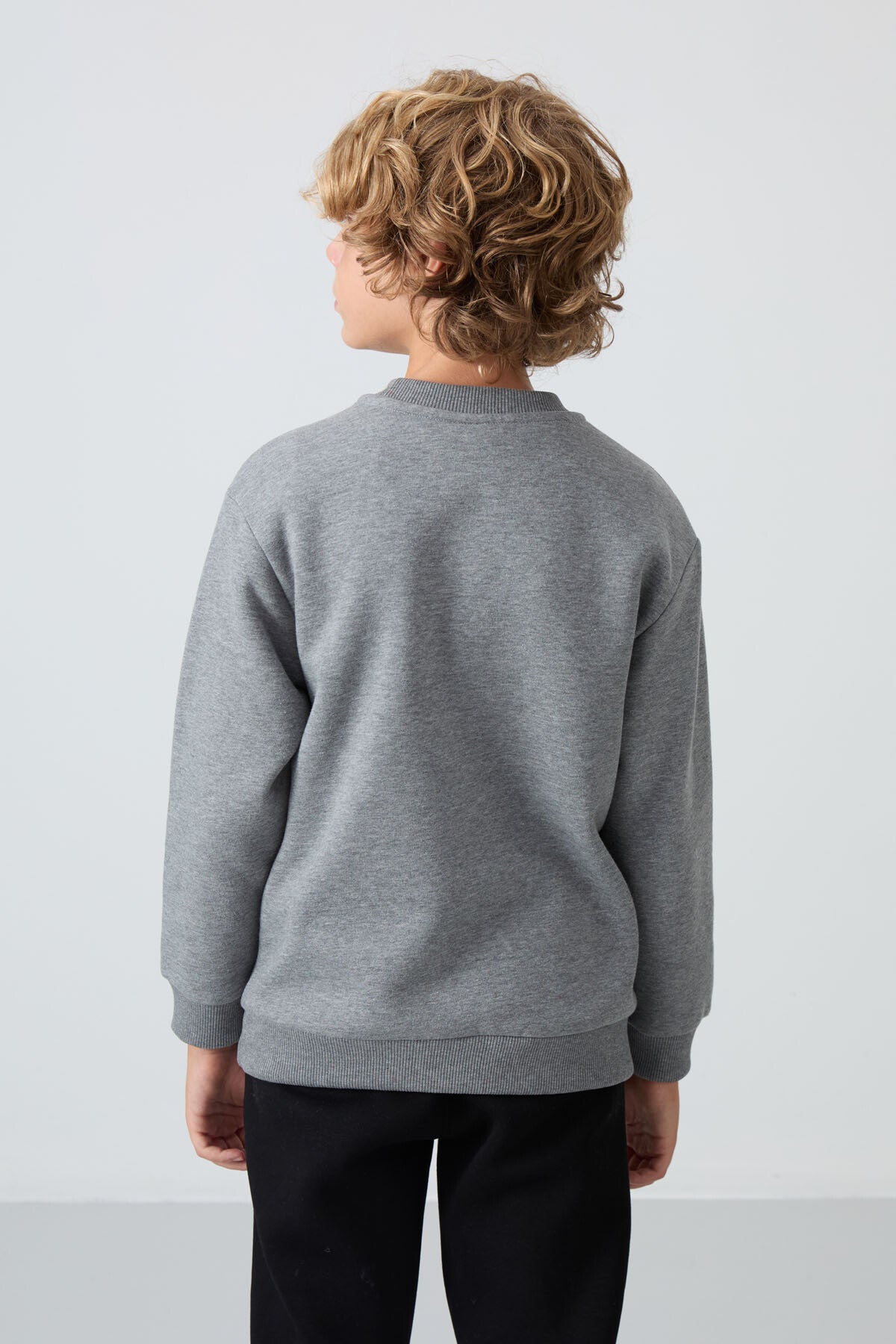 Gri Melanj Pamuklu Kalın İçi Tüylü Standart Fit Baskılı Erkek Çocuk Sweatshirt - 11216