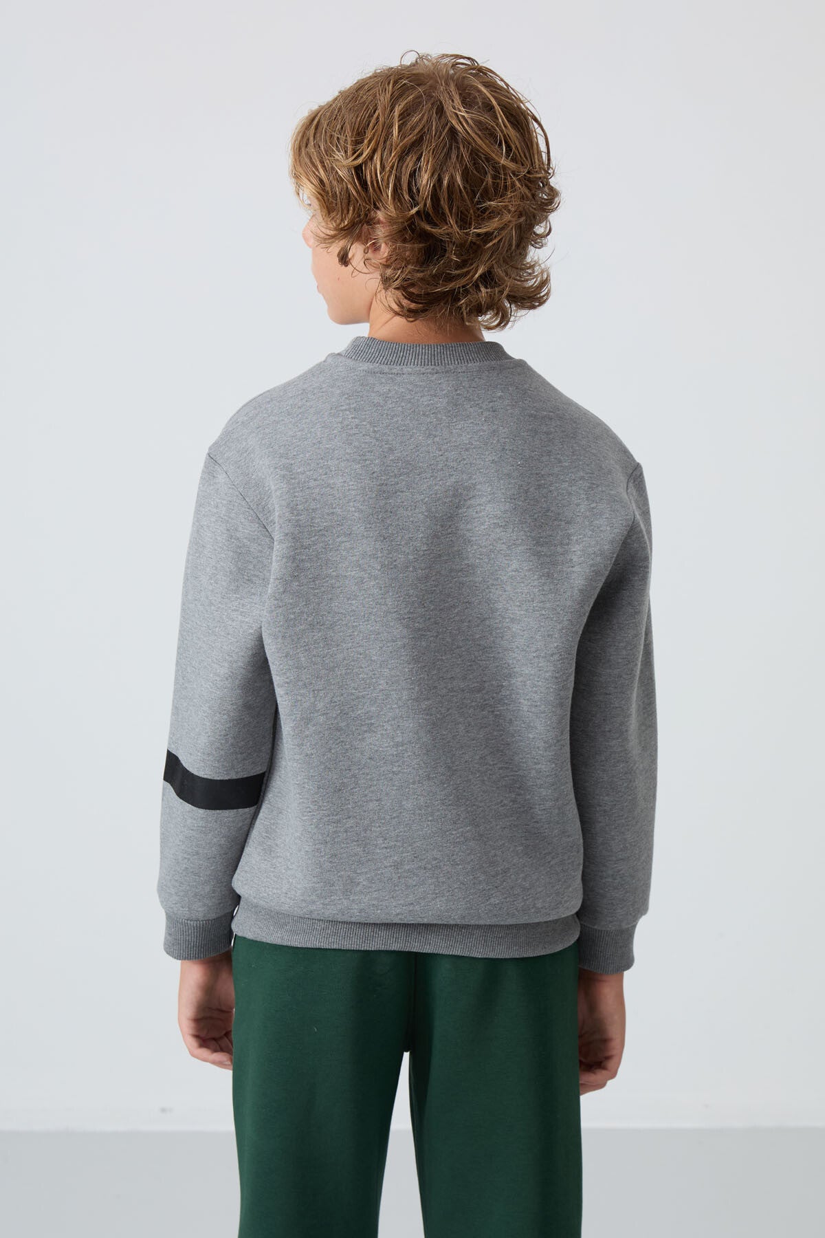Gri Melanj Pamuklu Kalın İçi Tüylü Standart Fit Baskılı Erkek Çocuk Sweatshirt - 11238