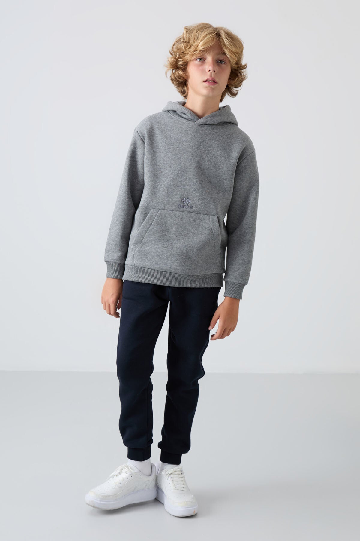 Gri Melanj Pamuklu Kalın İçi Tüylü Standart Fit Baskılı Erkek Çocuk Sweatshirt - 11215