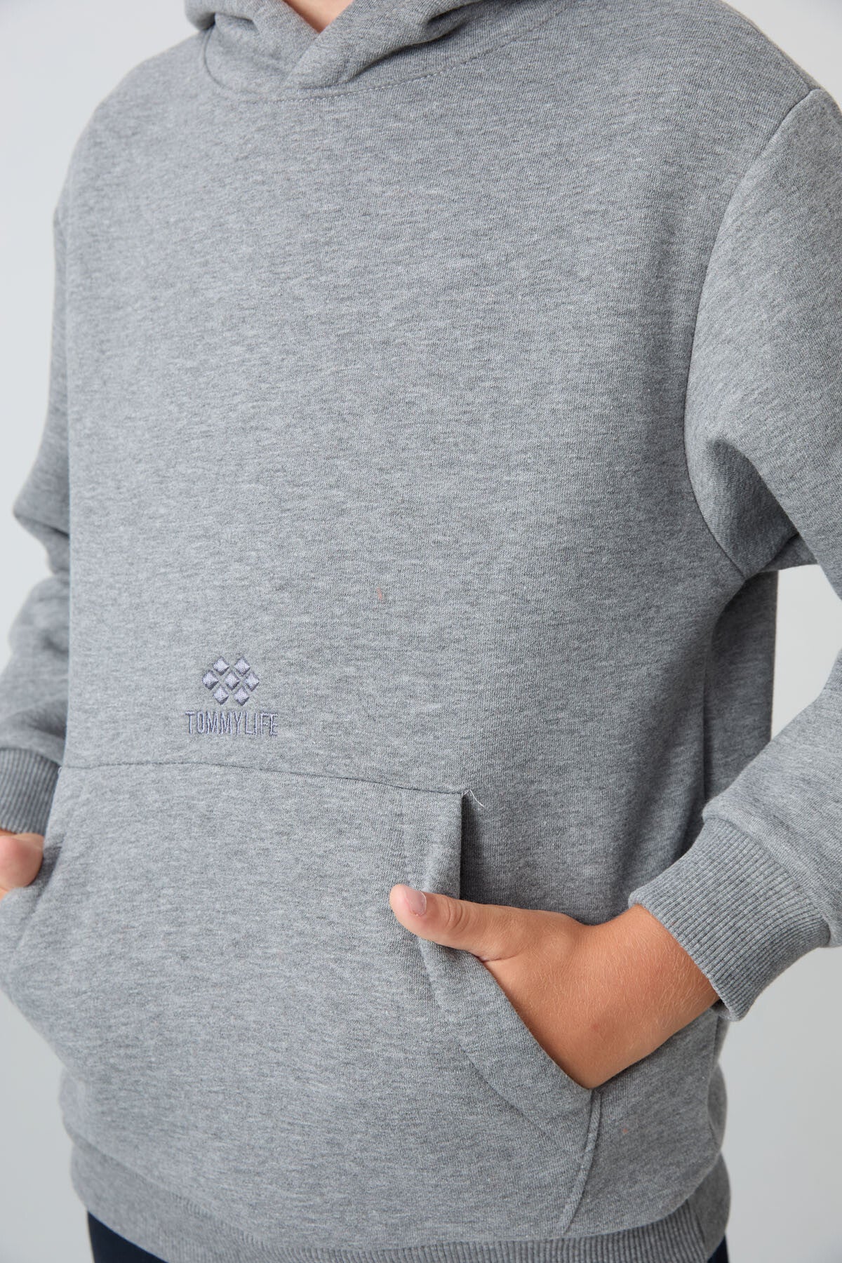 Gri Melanj Pamuklu Kalın İçi Tüylü Standart Fit Baskılı Erkek Çocuk Sweatshirt - 11215