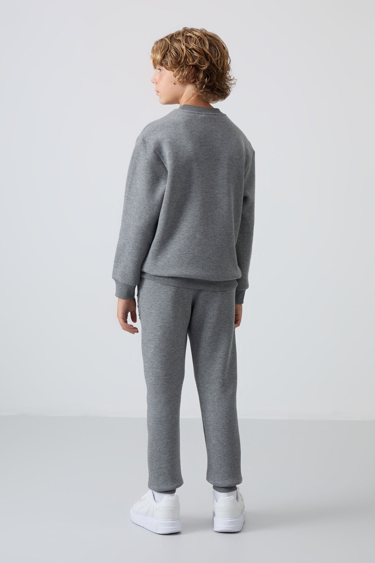 Gri Melanj Pamuklu Kalın İçi Tüylü Standart Fit Baskılı Erkek Çocuk Eşofman Takım - 11253