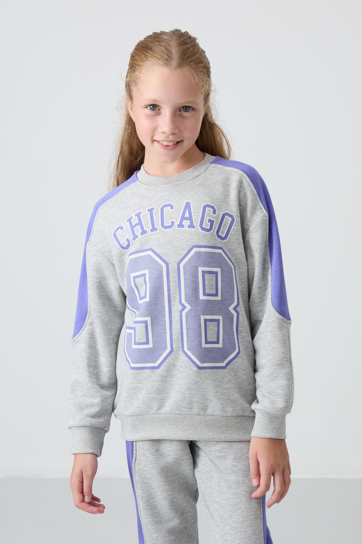 Gri Melanj Pamuklu İçi Tüylü Yumuşak Dokulu Standart Fit Baskılı Kız Çocuk Eşofman Takım - 75170