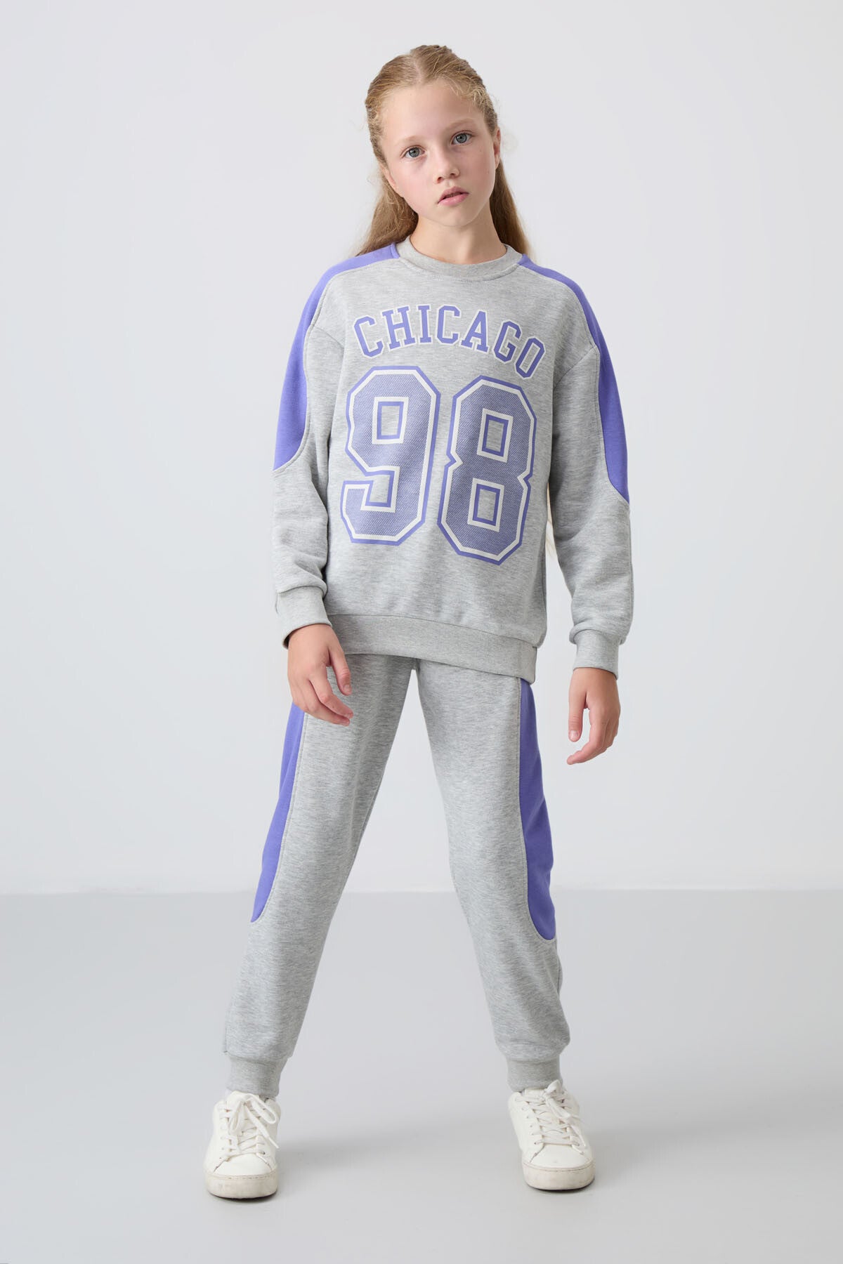 Gri Melanj Pamuklu İçi Tüylü Yumuşak Dokulu Standart Fit Baskılı Kız Çocuk Eşofman Takım - 75170