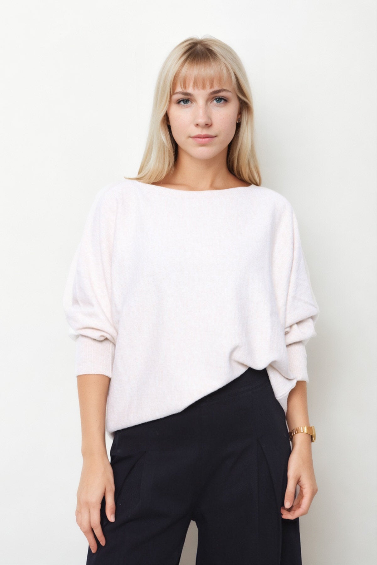 Geniş Yaka Yarasa Kol Oversize Triko Bluz