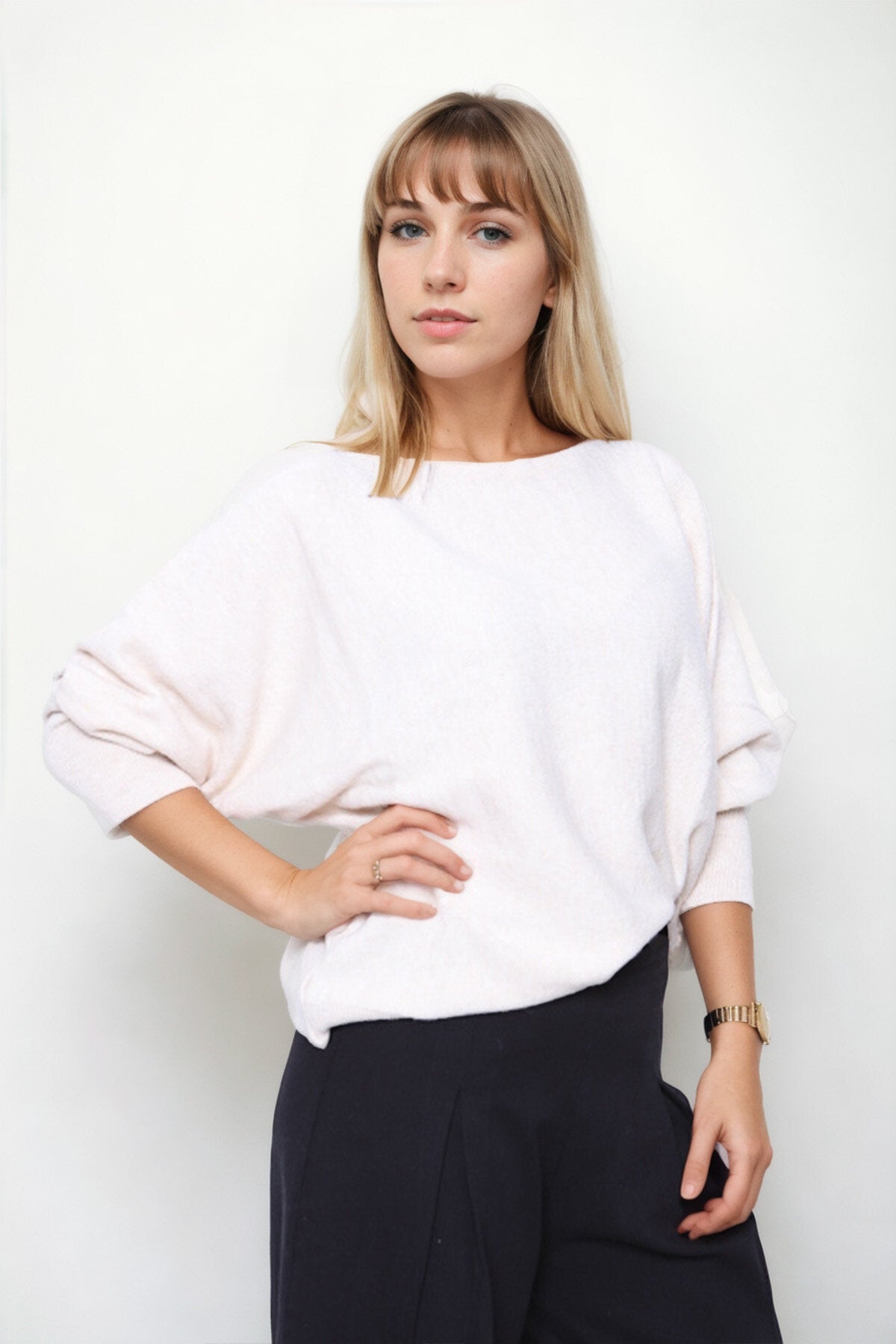 Geniş Yaka Yarasa Kol Oversize Triko Bluz